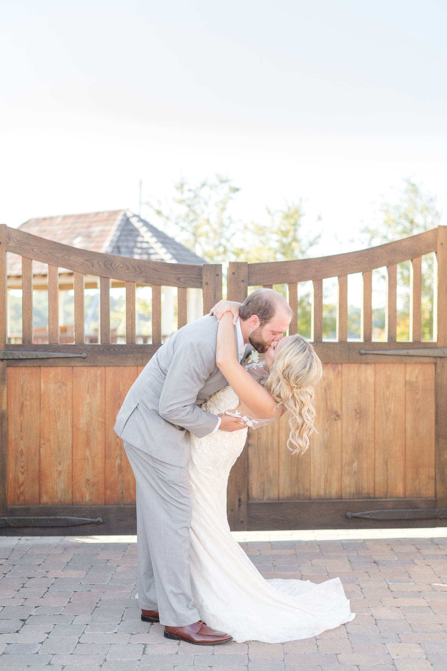 LANG WEDDING HIGHGLIGHTS-167_herrington-on-the-bay-wedding-annapolis-maryland-wedding-photographer-anna-grace-photography-photo.jpg