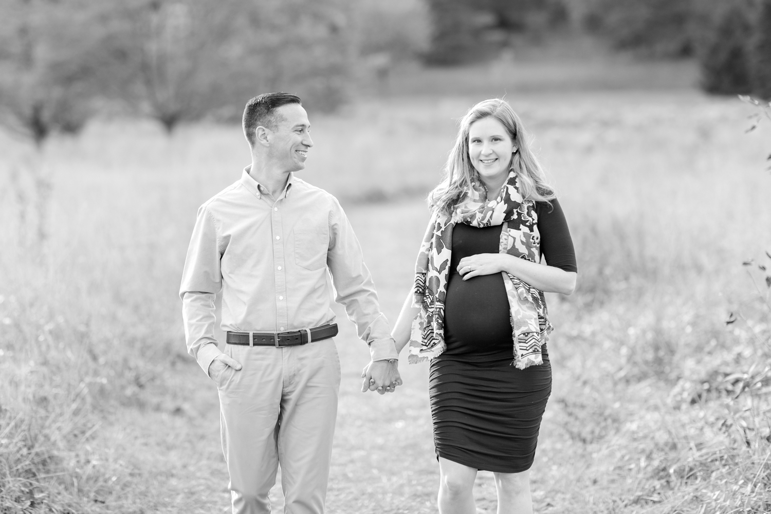 Meg and Paul Maternity-166_dc-arboretum-virginia-maternity-photography-anna-grace-photography-photo.jpg