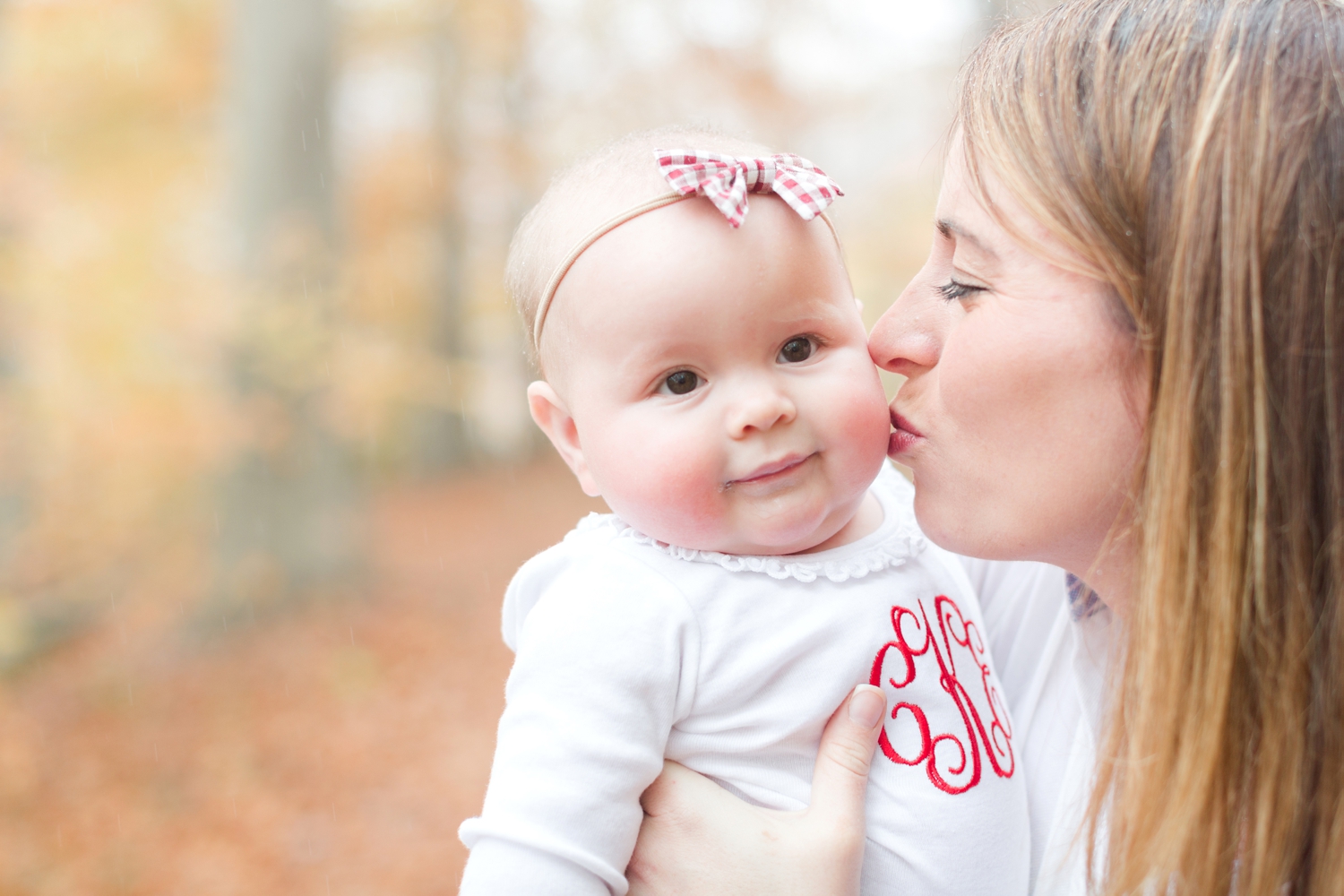  Those cheeks are so kissable!&nbsp; 