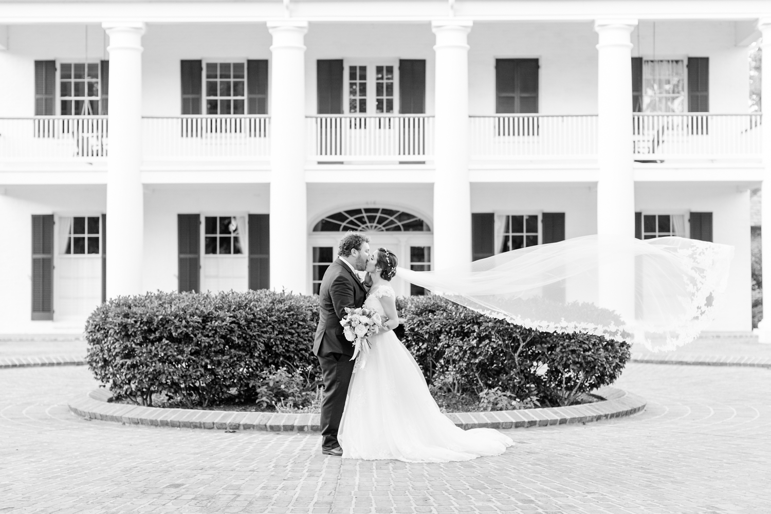 Bertrand WEDDING HIGHLIGHTS-426_maryland-virginia-louisiana-wedding-photographer-grand-marais-wedding-anna-grace-photography-photo.jpg