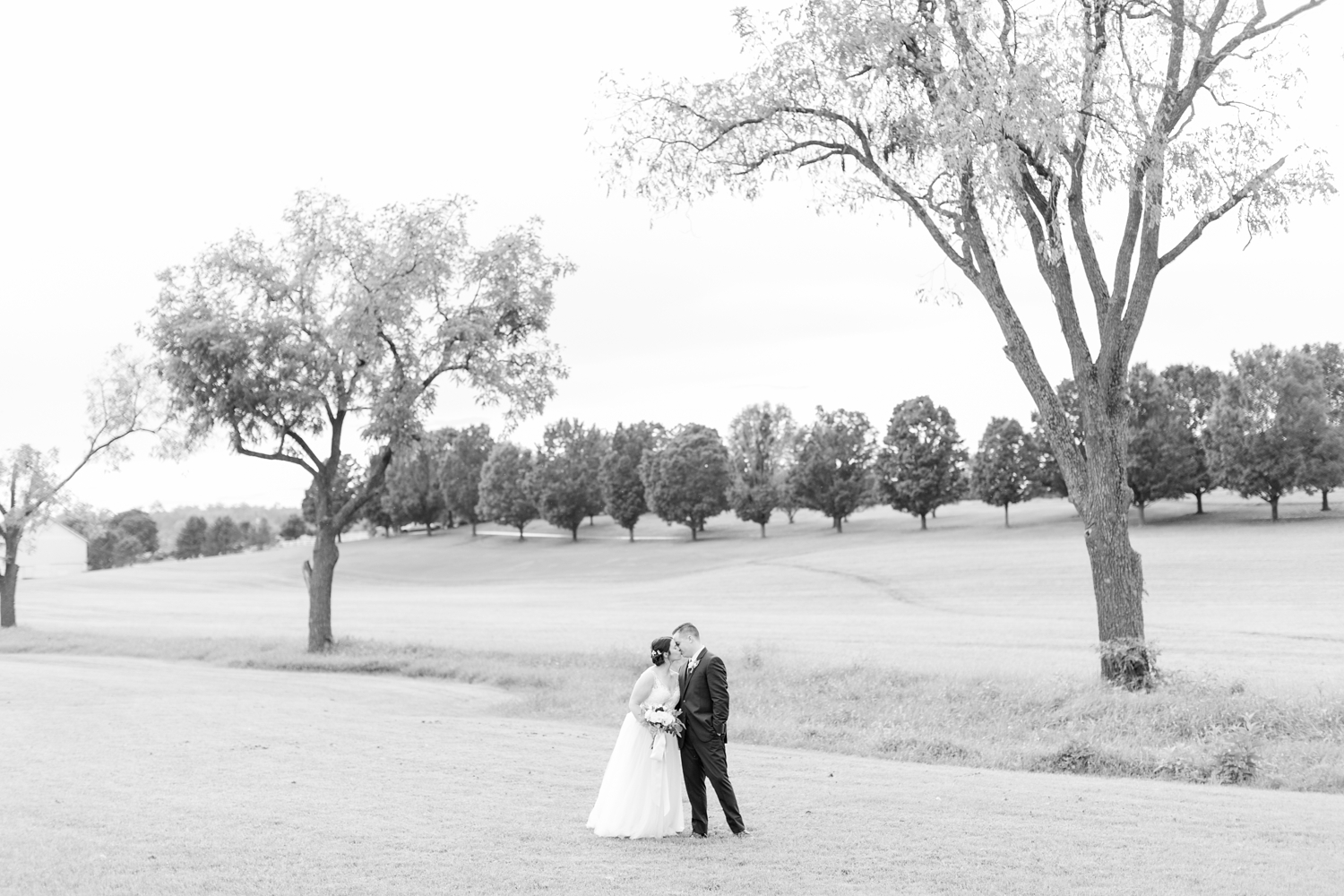 ADKINS WEDDING HIGHLIGHTS-224_The-Granary-wedding-Valley-Pike-Farm-Market-Virginia-wedding-photographer-anna-grace-photography-photo.jpg