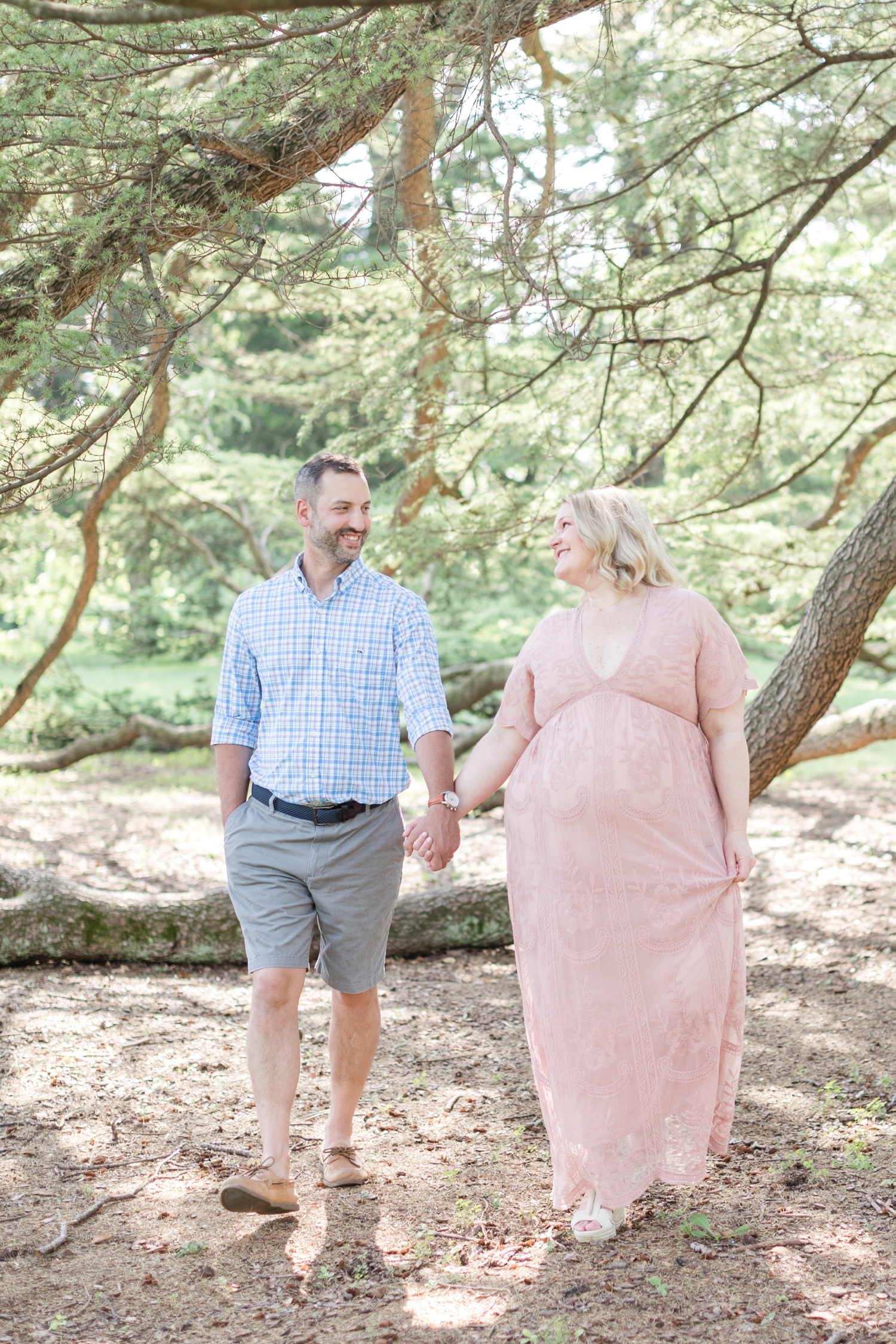 Winkler Maternity-73_Hampton-National-Historic-Site-photographer-Maryland-maternity-photographer-anna-grace-photography-photo.jpg