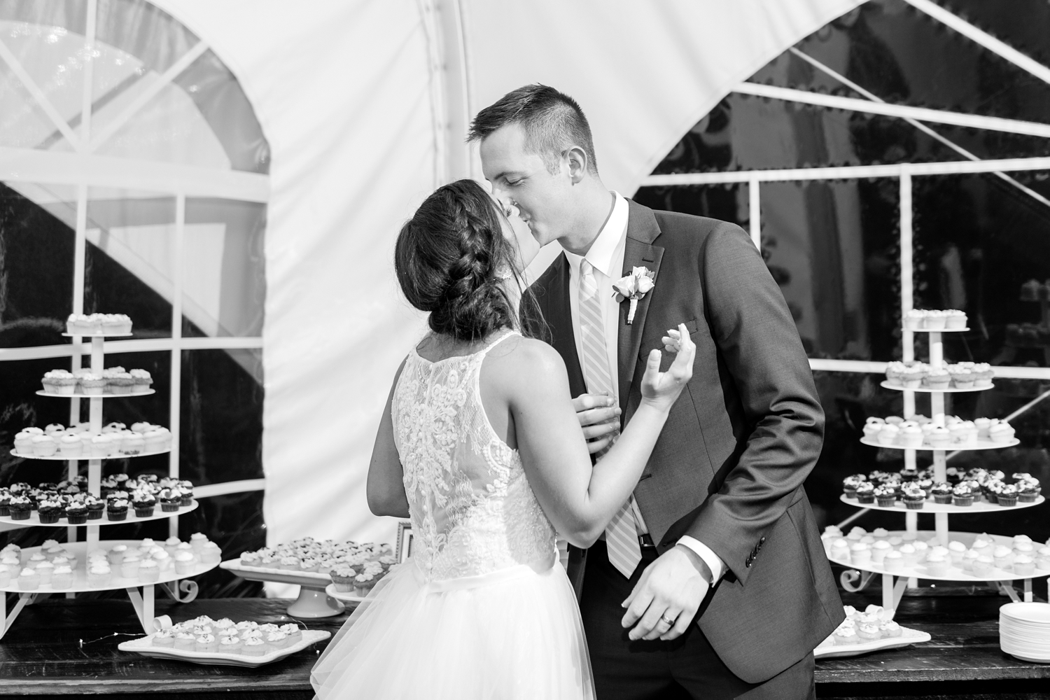 Schindler WEDDING HIGHLIGHTS-359_Herrington-on-the-Bay-wedding-Maryland-wedding-photographer-anna-grace-photography-photo.jpg
