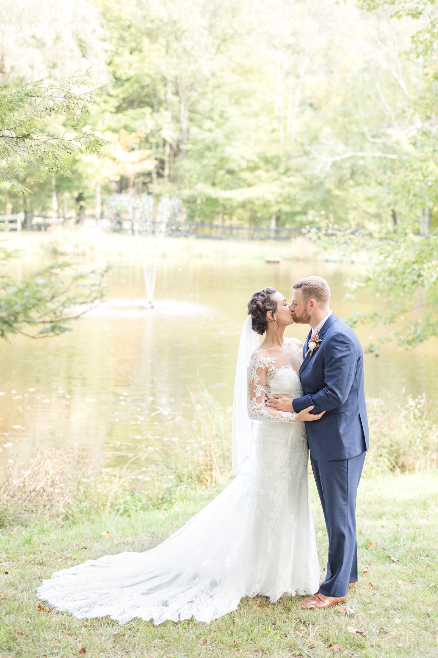 HORNSBY WEDDING HIGHLIGHTS-142_Chanteclaire-Farm-Wedding-Maryland-wedding-photography-anna-grace-photography-photo.jpg