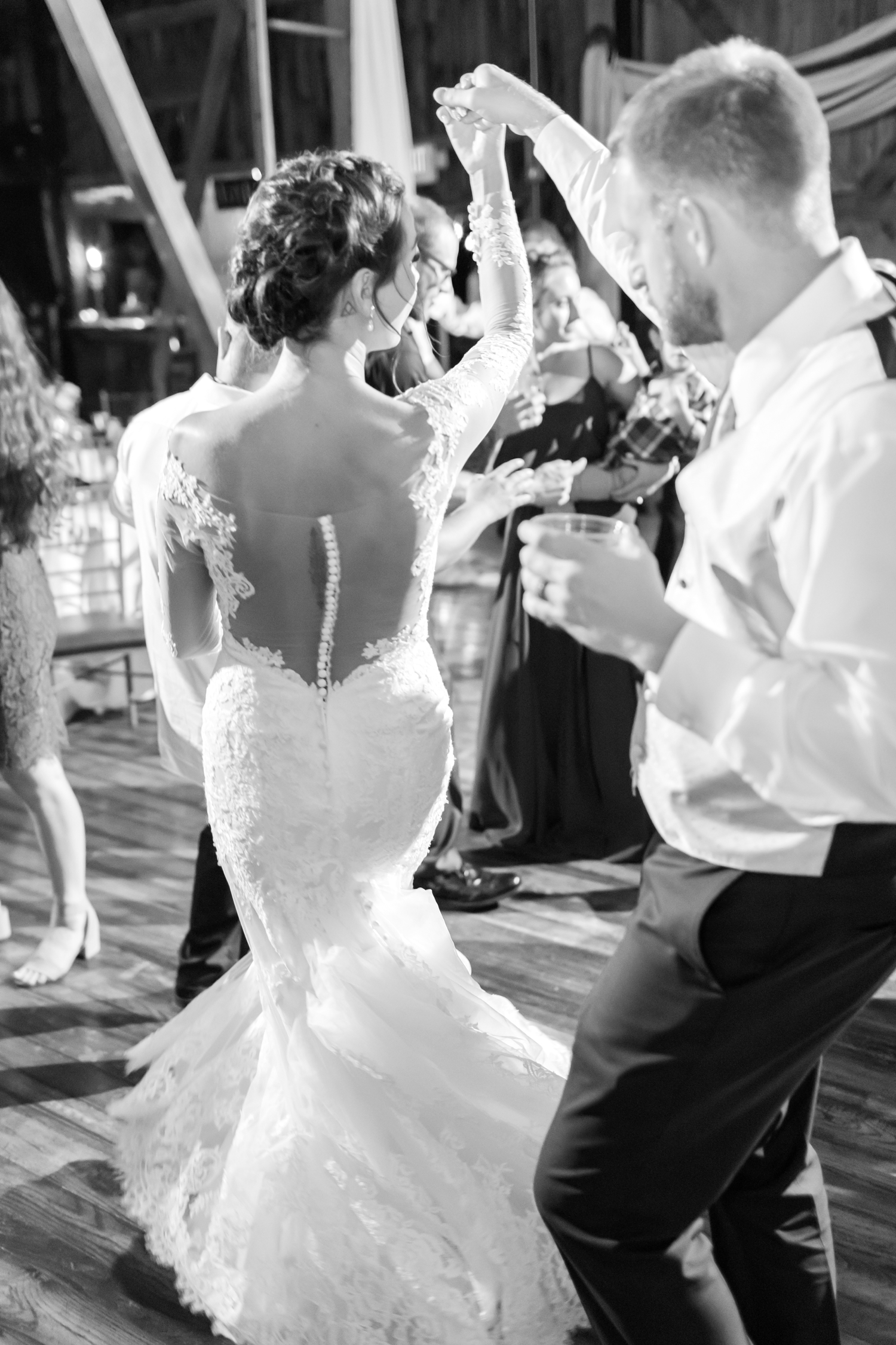 HORNSBY WEDDING HIGHLIGHTS-374_Chanteclaire-Farm-Wedding-Maryland-wedding-photography-anna-grace-photography-photo.jpg