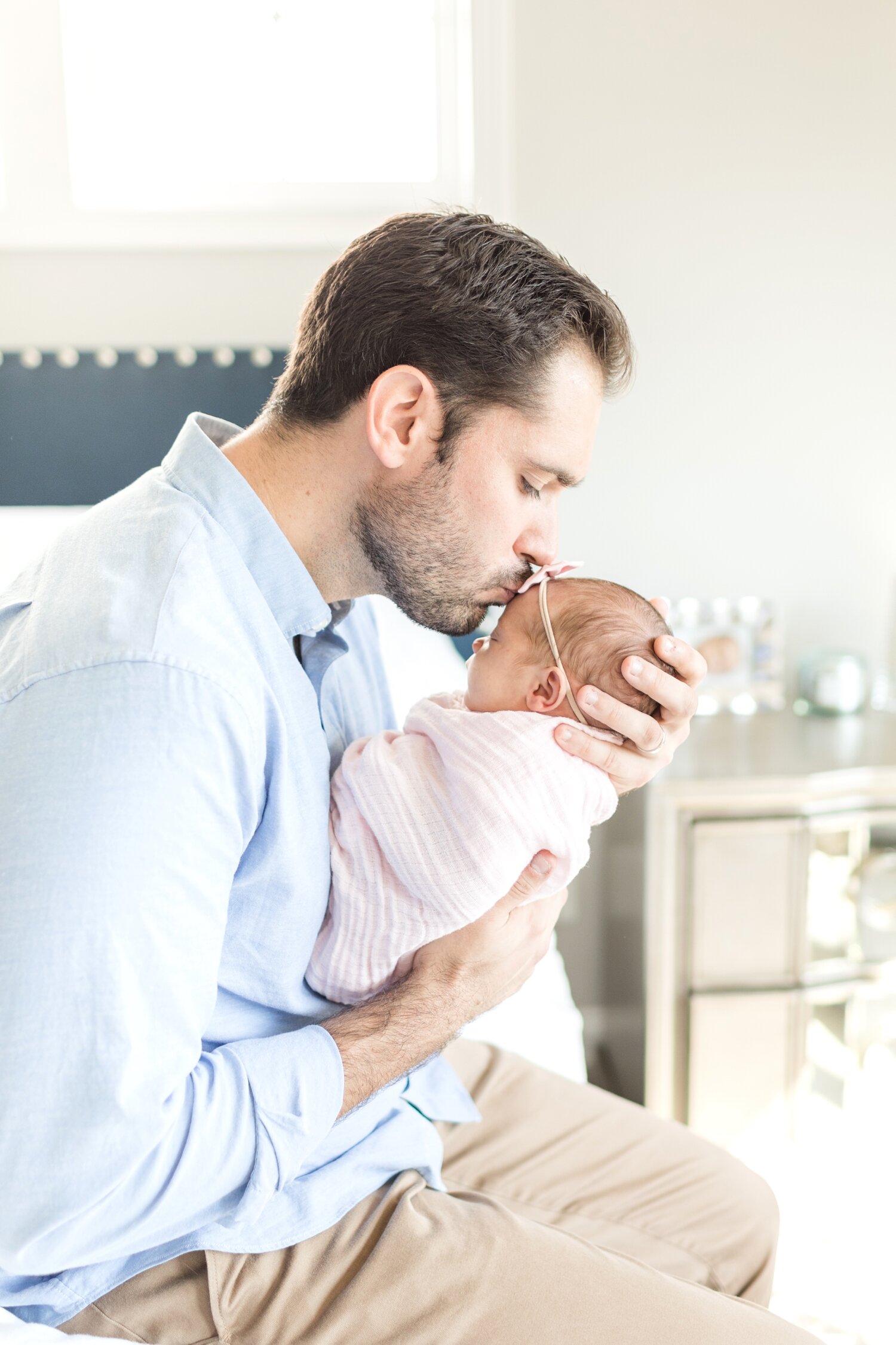 Hall Newborn-78_Baltimore-Maryland-newborn-family-photography-anna-grace-photography-photo.jpg