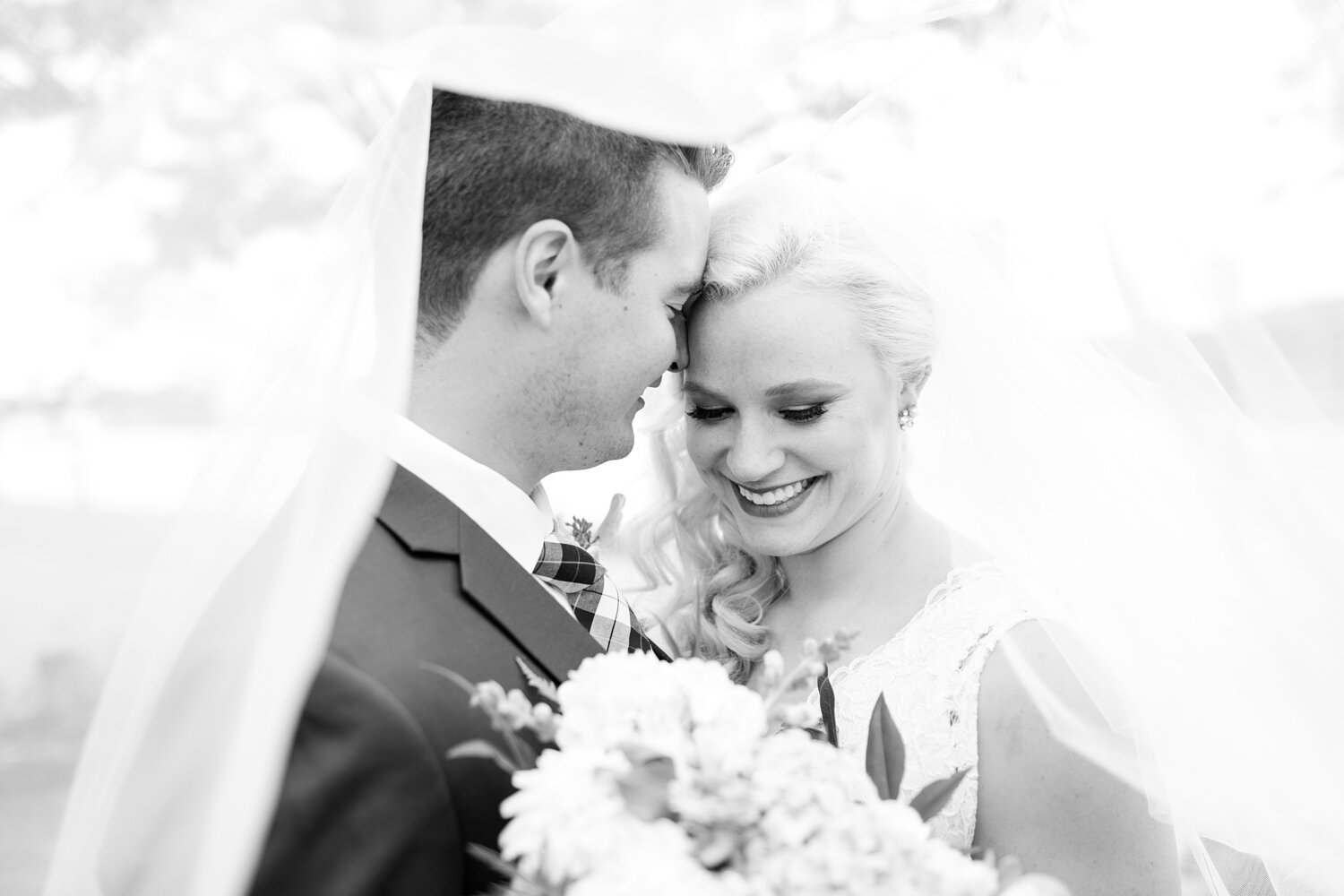 HARVEY WEDDING HIGHLIGHTS-108_Accelerator-Space-Baltimore-Maryland-wedding-photography-anna-grace-photography-photo.jpg