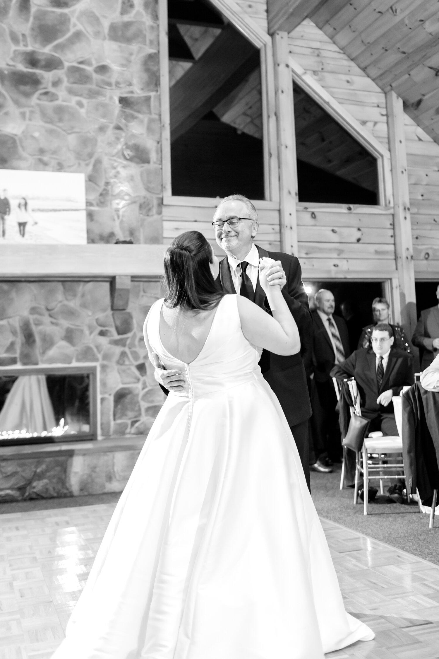 Schinault WEDDING HIGHLIGHTS-235_Liberty-Mountain-Resort-wedding-Pennsylvania-wedding-photography-anna-grace-photography-photo.jpg