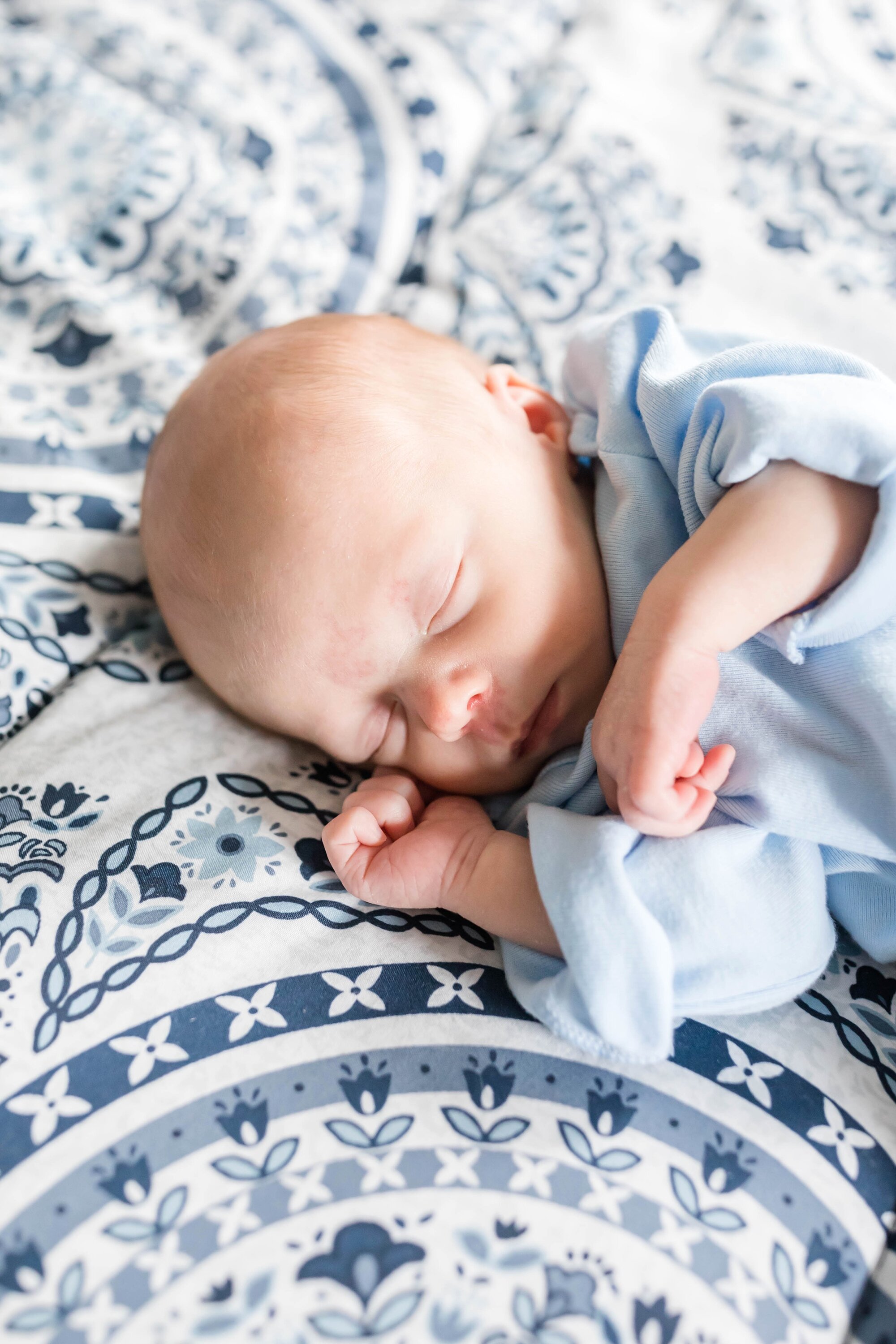 Mroz Newborn-74_Maryland-Newborn-Photographer-anna-grace-photography.jpg