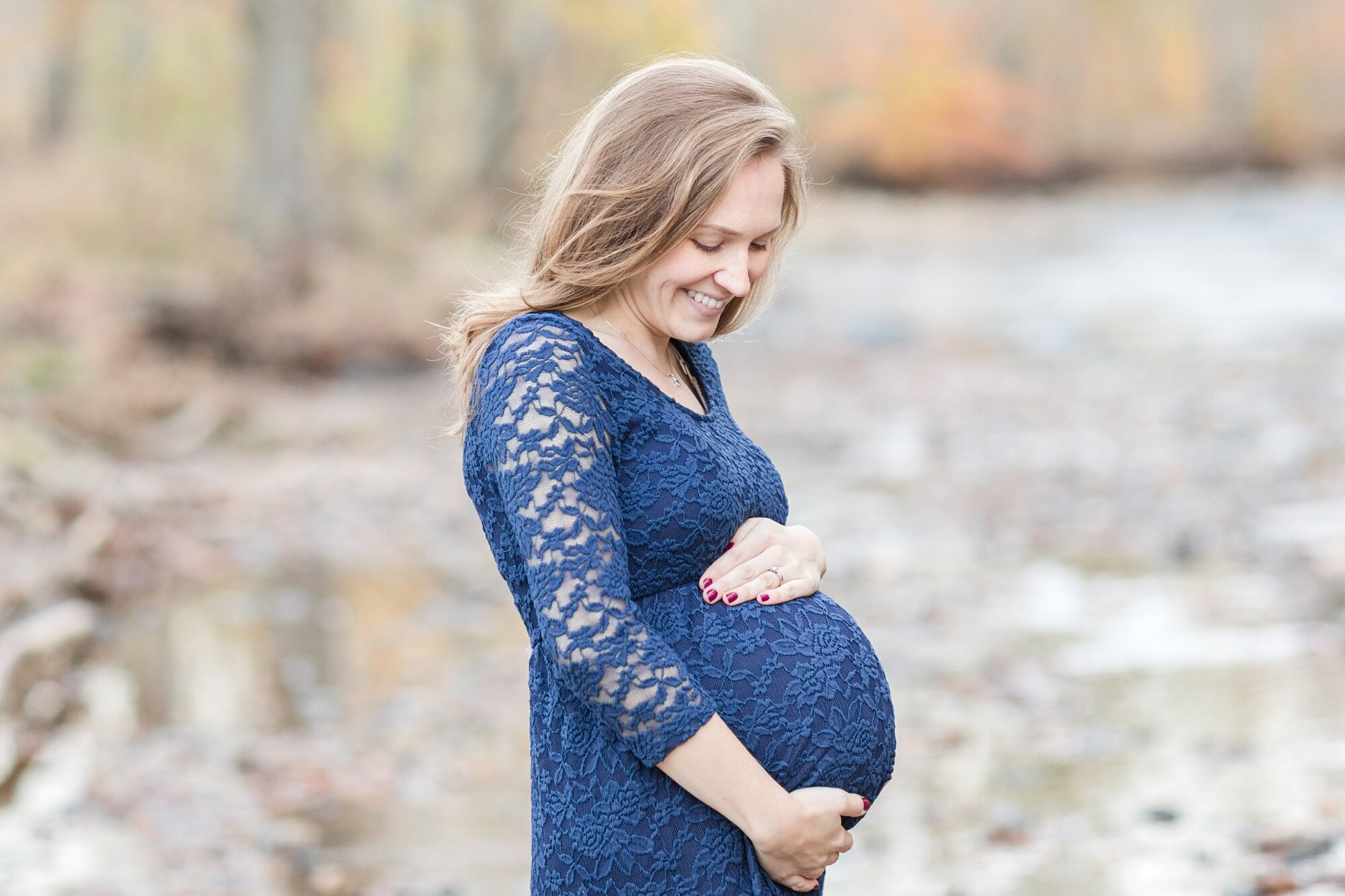 Mroz Maternity-41_Lake-Roland-Maryland-Maternity-Photographer-anna-grace-photography.jpg