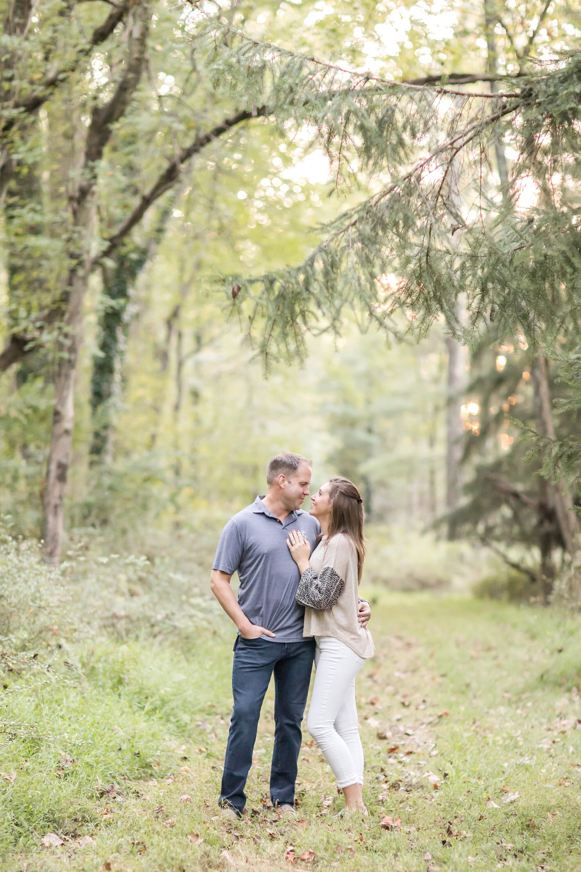 Taylor & Scott Engagement-174_Maryland-Virginia-Engagement-Wedding-Photographer-anna-grace-photography.jpg