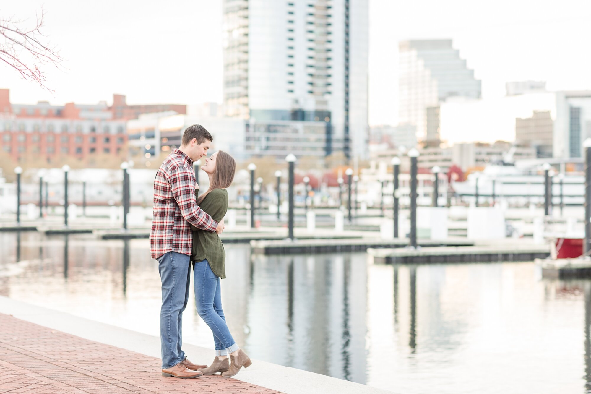 Kelly & Joe Engagement-101_Maryland-Virginia-Engagement-Wedding-Photographer-anna-grace-photography.jpg