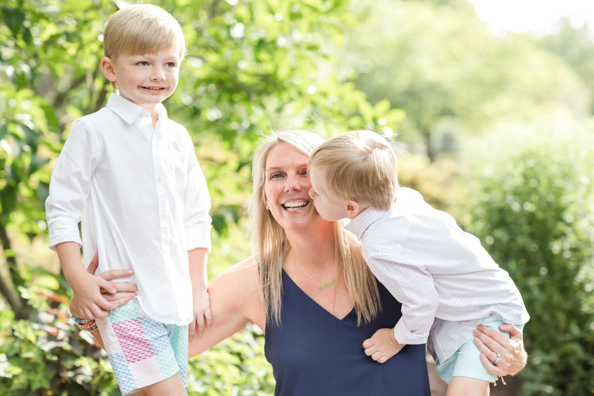 Lonsdale Family-32_Sherwood-Gardens-family-photographer-anna-grace-photography.jpg