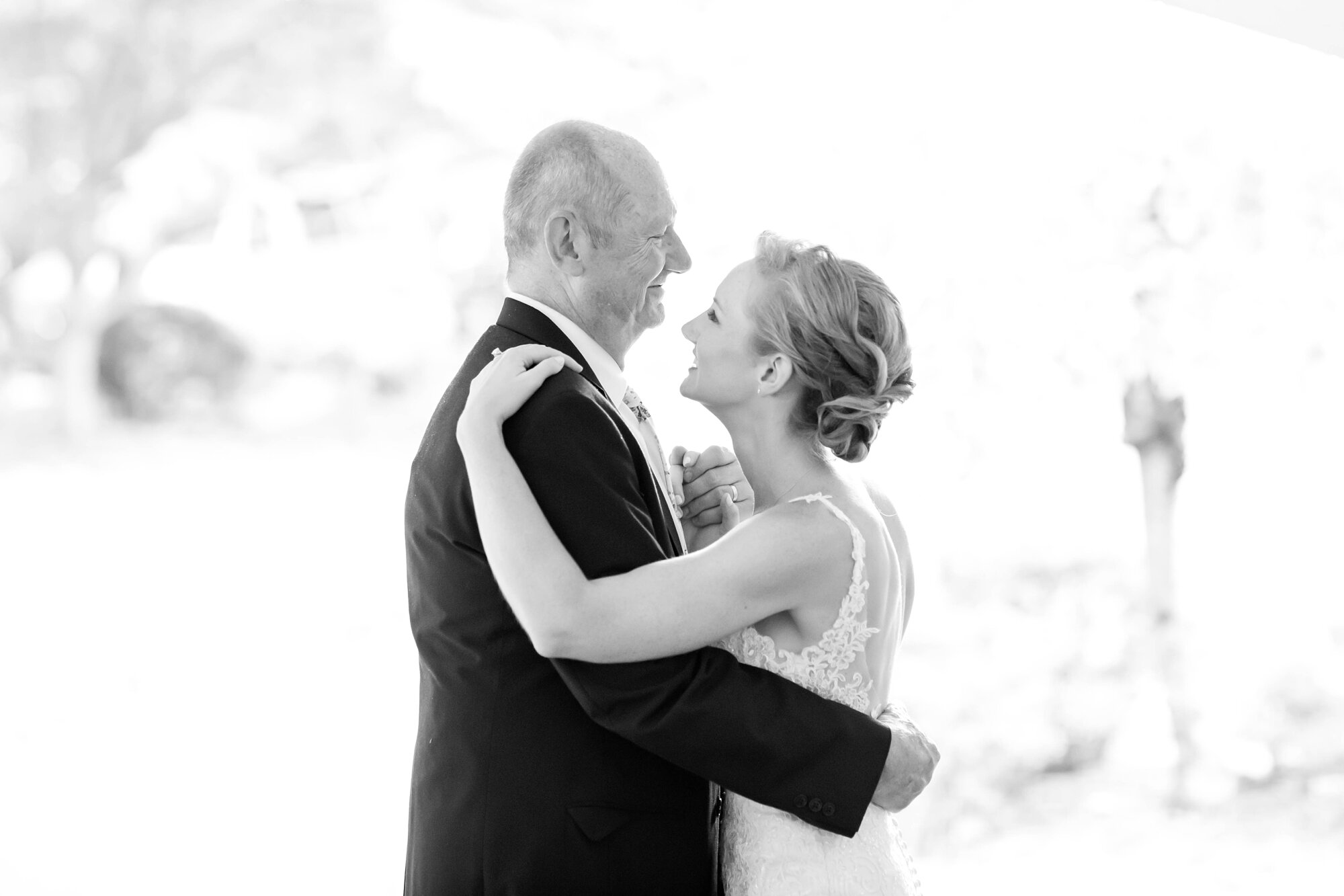Sannutti WEDDING HIGHLIGHTS-175_Eastern-Maryland-Wedding-photographer-anna-grace-photography.jpg