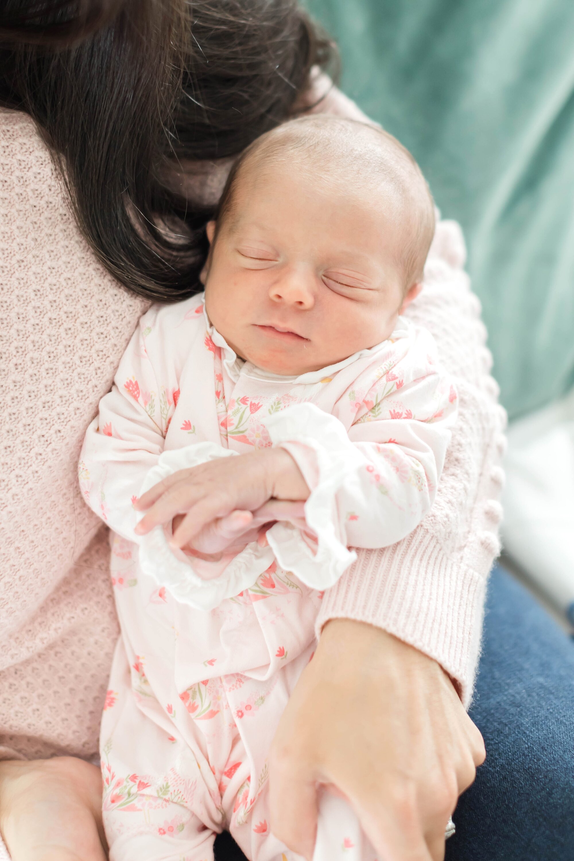 Ilardo Newborn-113_Maryland-newborn-family-photographer-anna-grace-photography.jpg