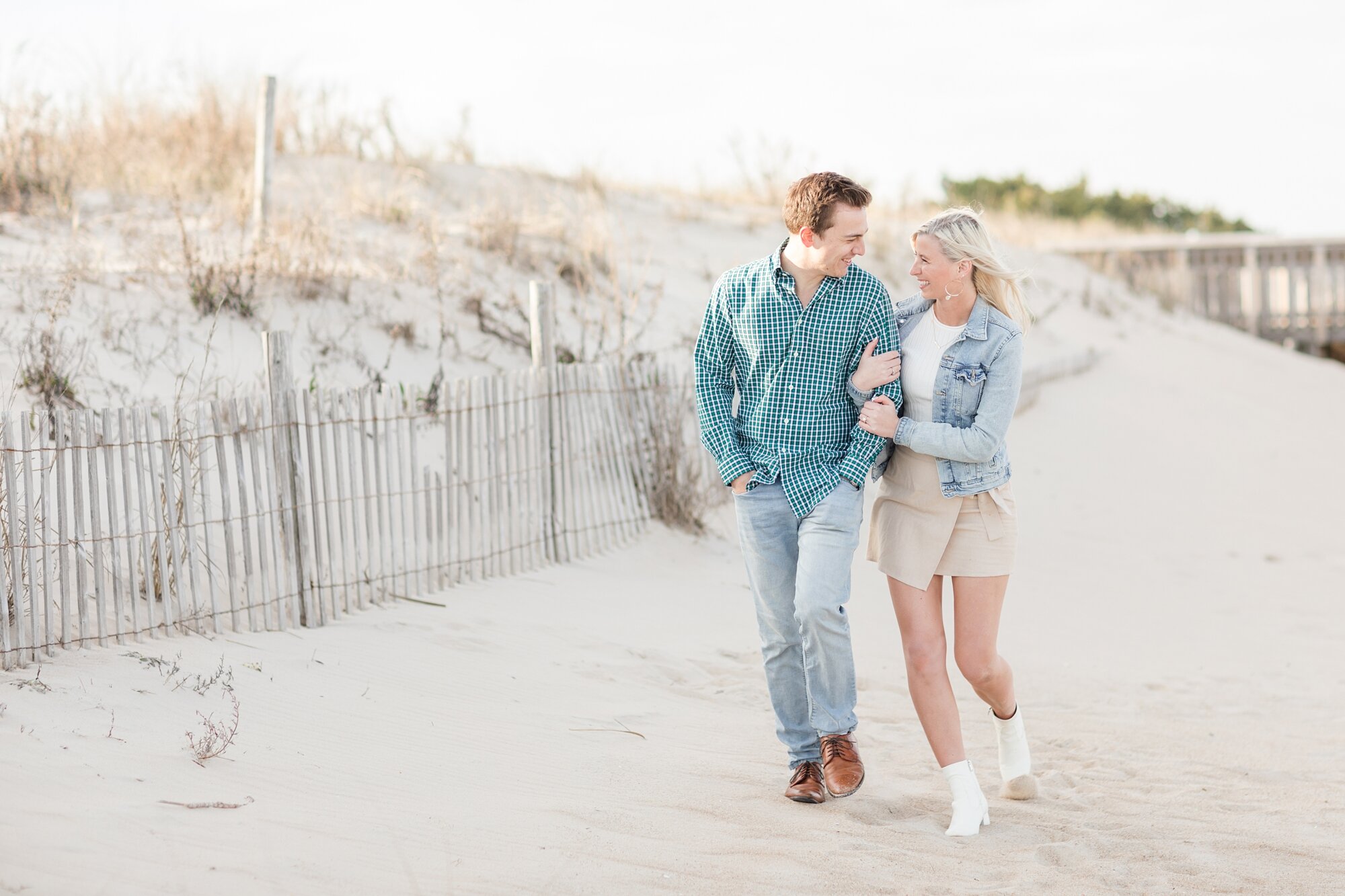 Dylan and Brian Engagement-14_Bethany-Beach-Delaware-engagement-photographer-anna-grace-photography.jpg
