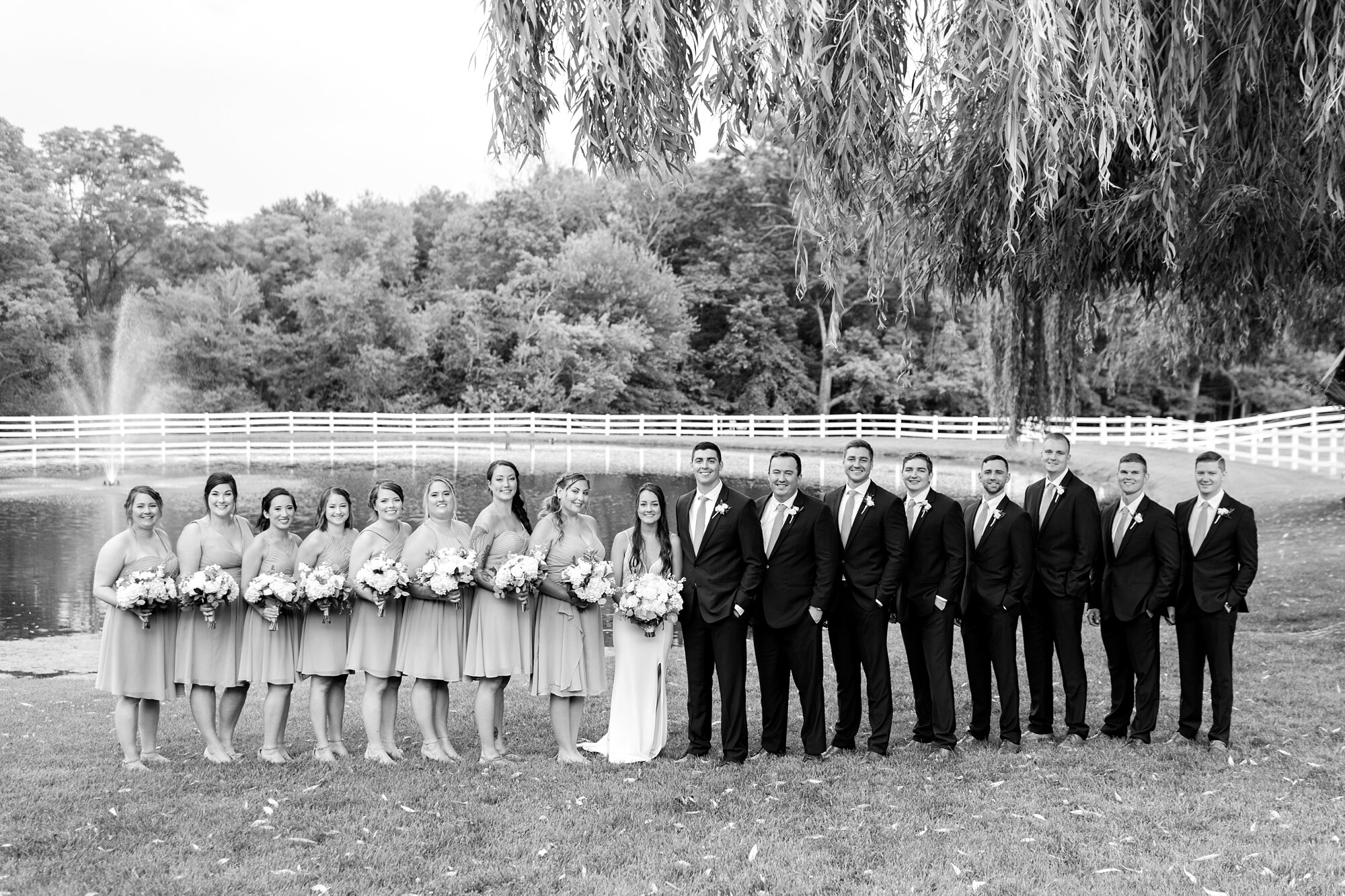 Burke Wedding Highlights-114_Maryland-wedding-photographer-pond-view-farm-anna-grace-photography.jpg