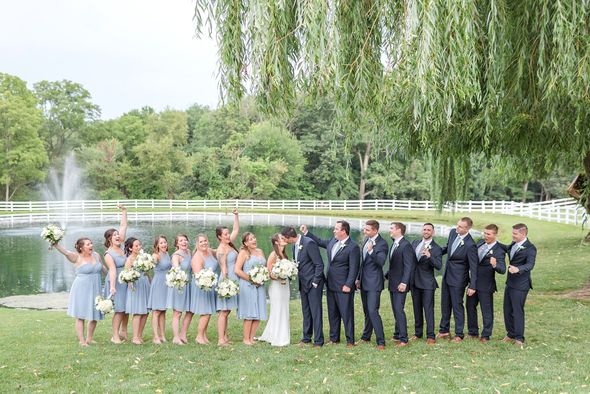 Burke Wedding Highlights-115_Maryland-wedding-photographer-pond-view-farm-anna-grace-photography.jpg