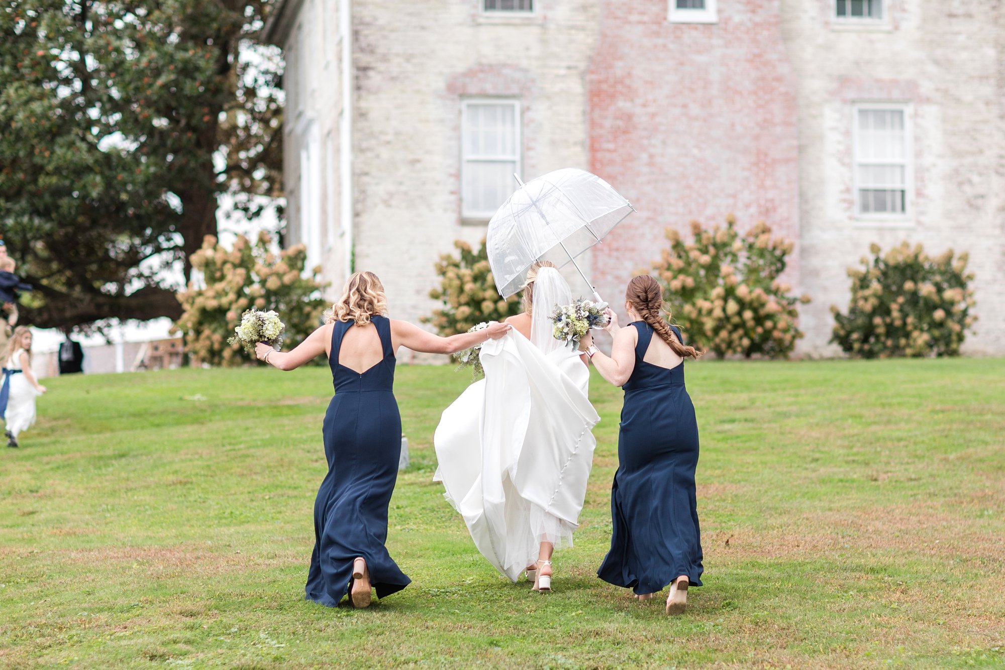 Whitman Wedding Highlights-154_Maryland-Farm-wedding-photographer-anna-grace-photography.jpg