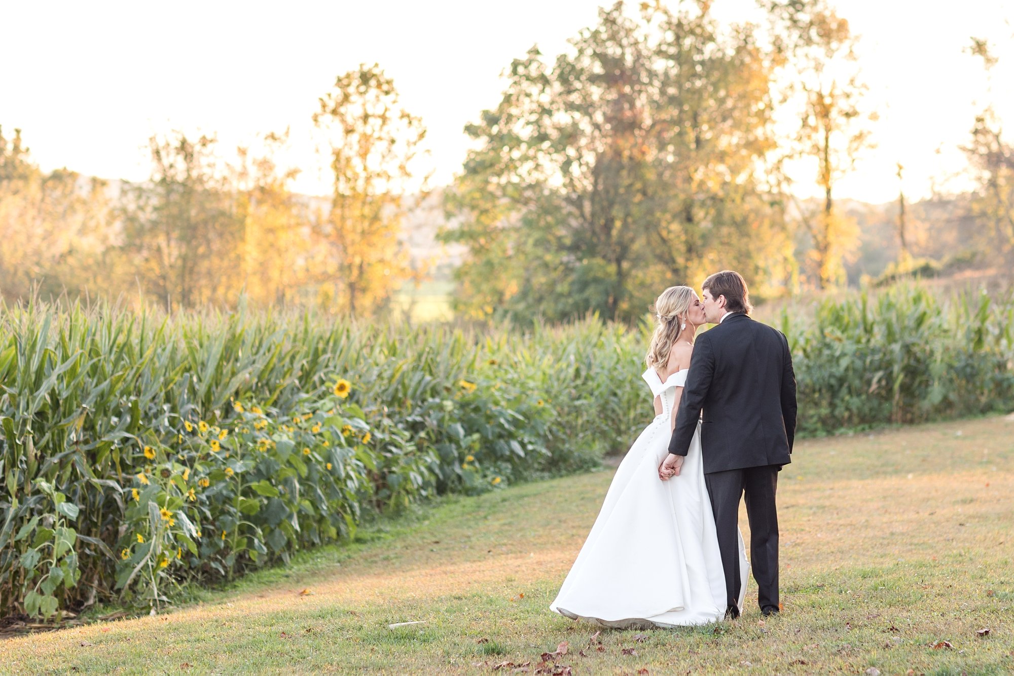 Whitman Wedding Highlights-267_Maryland-Farm-wedding-photographer-anna-grace-photography.jpg