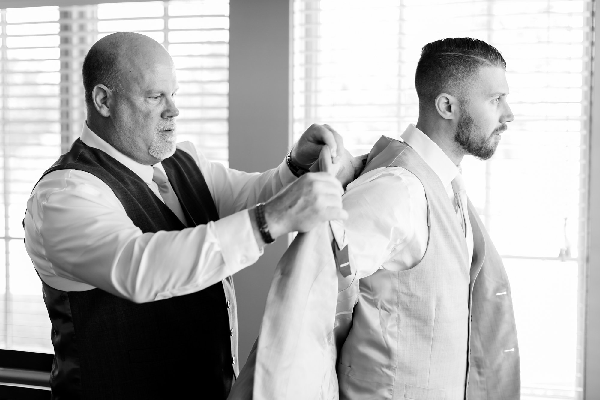 Ernst Wedding Highlights-2_Herrington-on-the-Bay-wedding-Maryland-wedding-photographer-anna-grace-photography.jpg