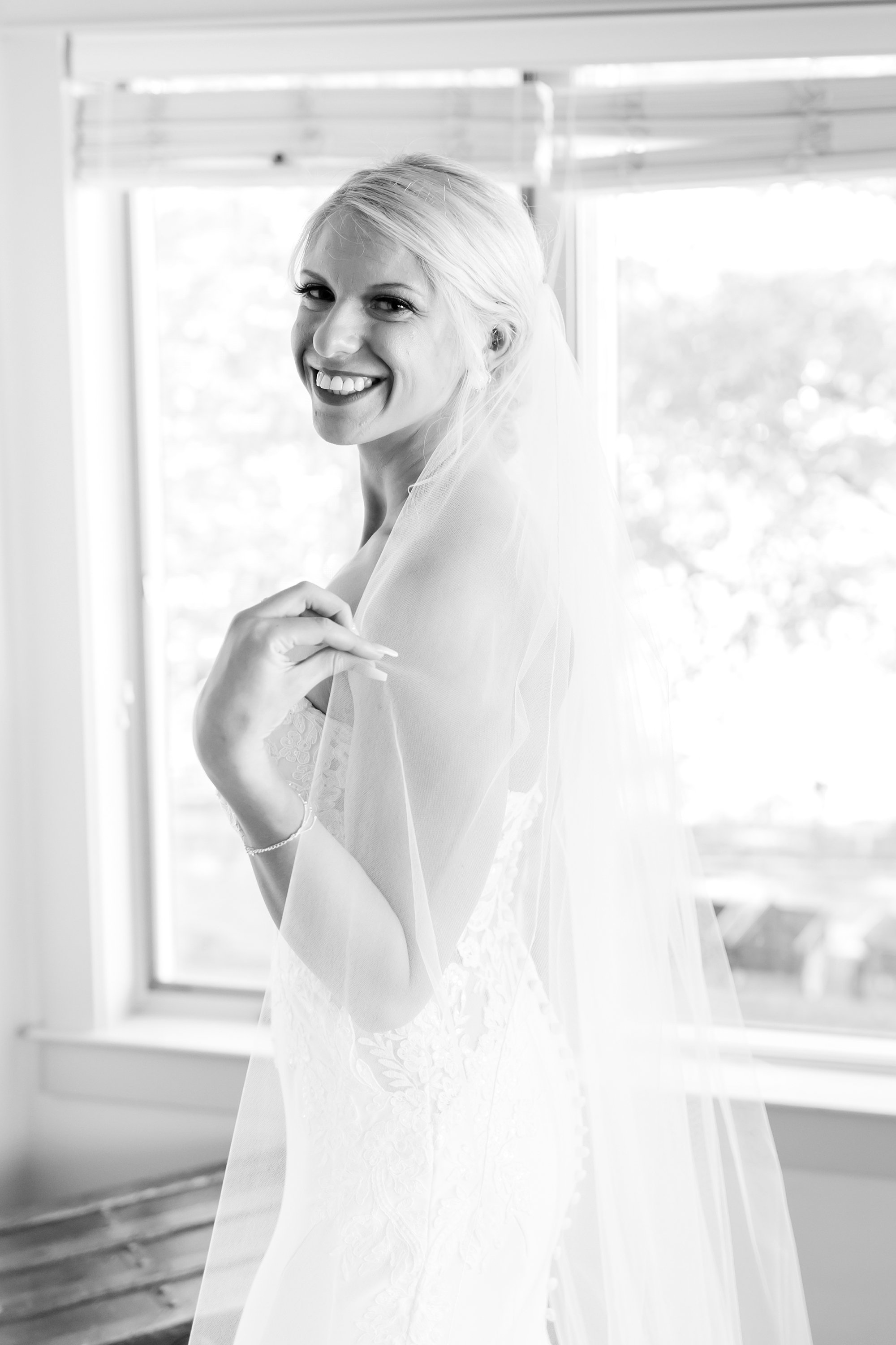 Ernst Wedding Highlights-70_Herrington-on-the-Bay-wedding-Maryland-wedding-photographer-anna-grace-photography.jpg