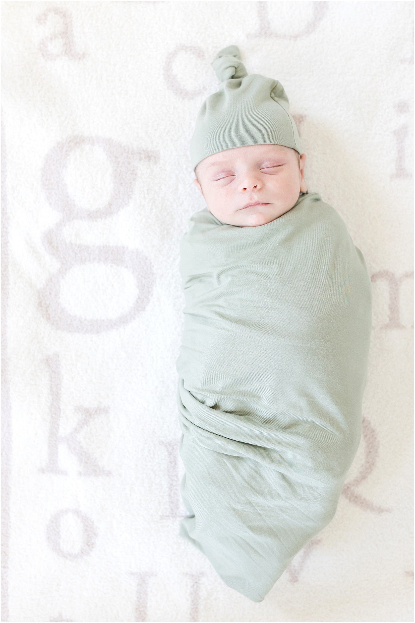 Burke Newborn 2021-156_cockeysville-maryland-newborn-photography-photography-annagracephotography-maryland-photographer.jpg