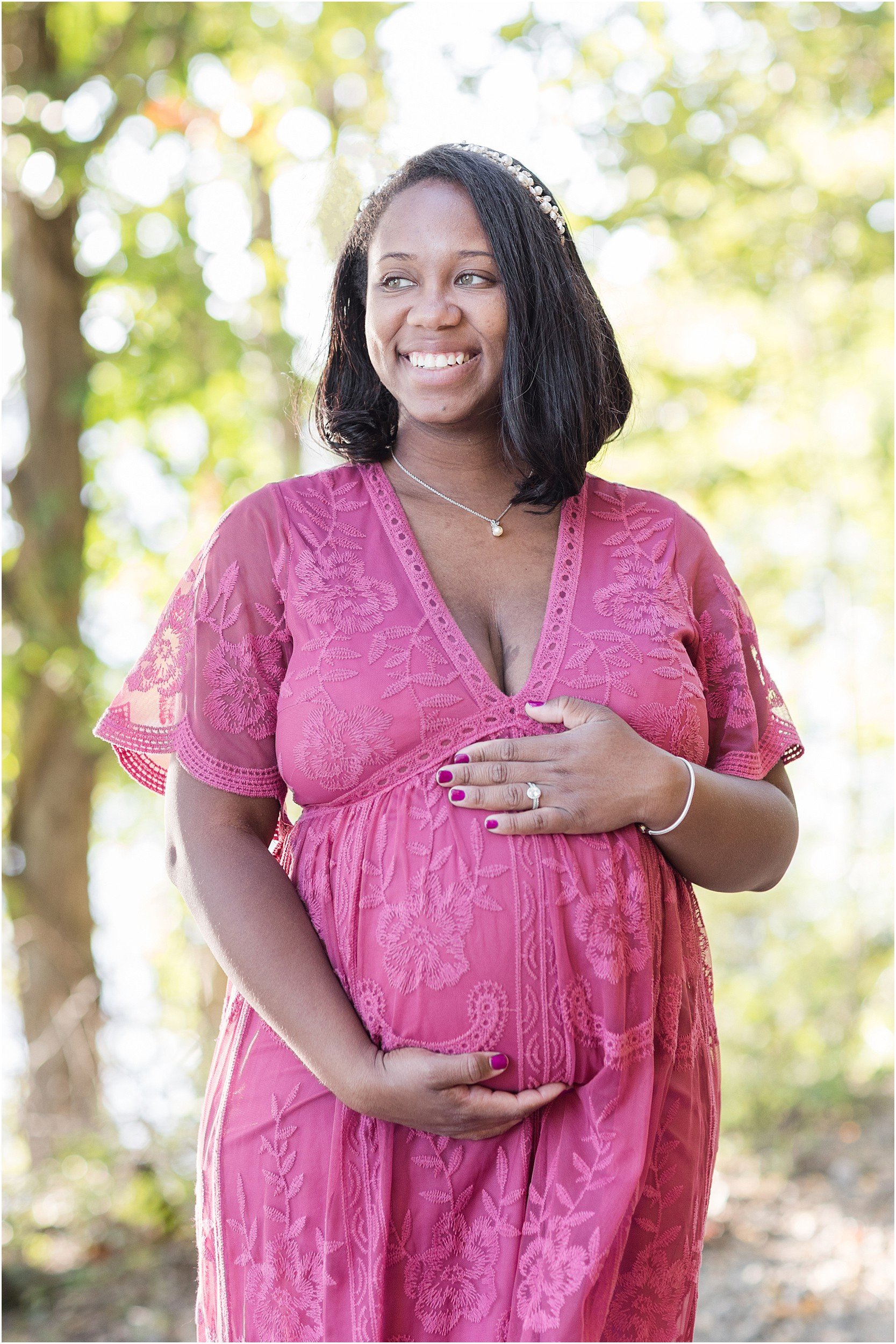 Taylor Maternity 2021-29_maryland-maternity-photography-photography-annagracephotography-maryland-photographer.jpg