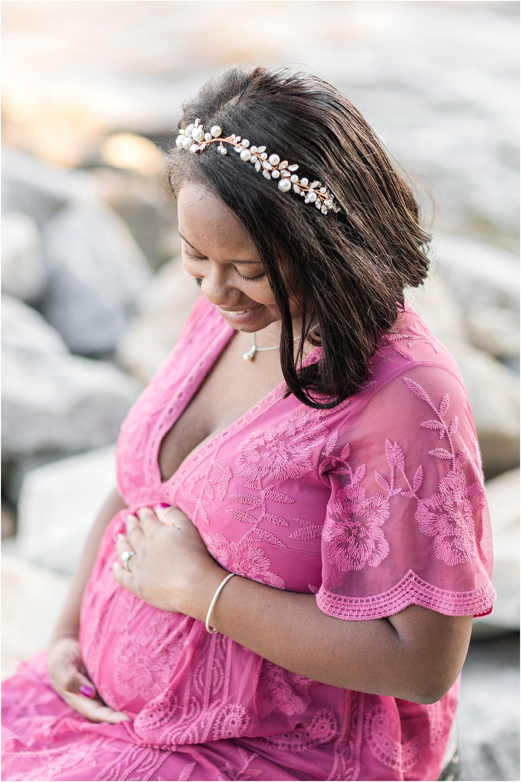 Taylor Maternity 2021-72_maryland-maternity-photography-photography-annagracephotography-maryland-photographer.jpg