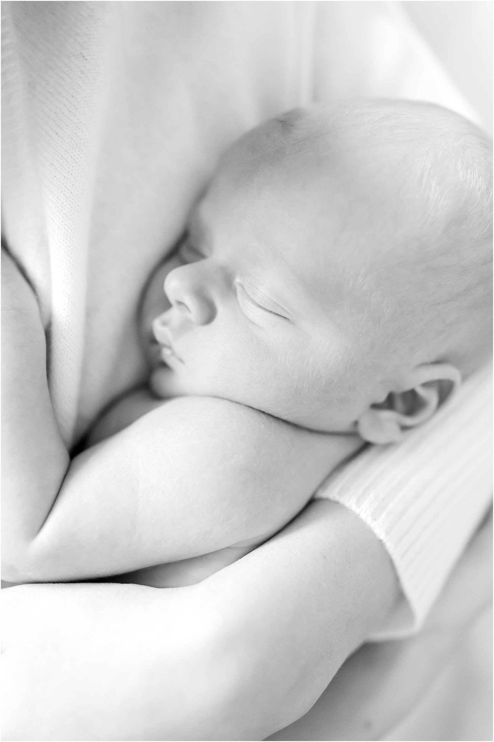 Heath Newborn 2022-119_Raleigh-Newborn-photographer.jpg