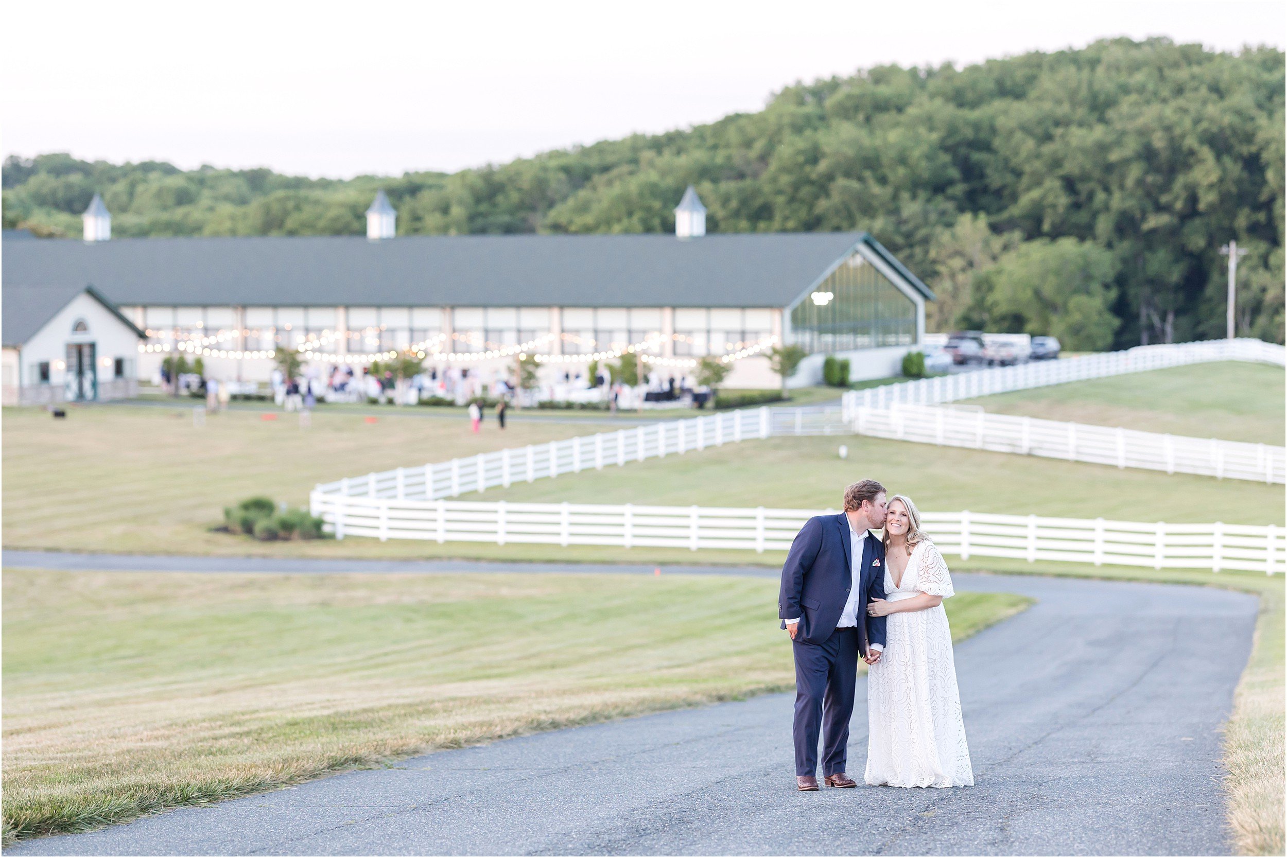 Bride & Groom Portraits-948_Vignon-Manor-Farm-Wedding-Maryland-Photographer-Anna-Grace-Photography.jpg