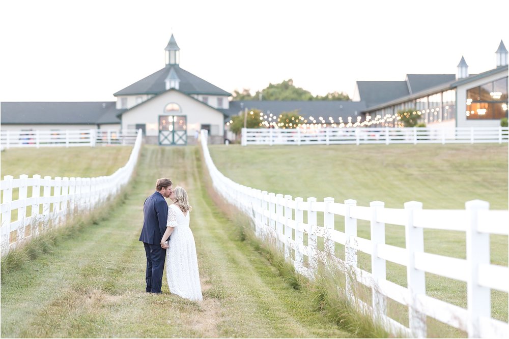 Bride & Groom Portraits-973_Vignon-Manor-Farm-Wedding-Maryland-Photographer-Anna-Grace-Photography.jpg