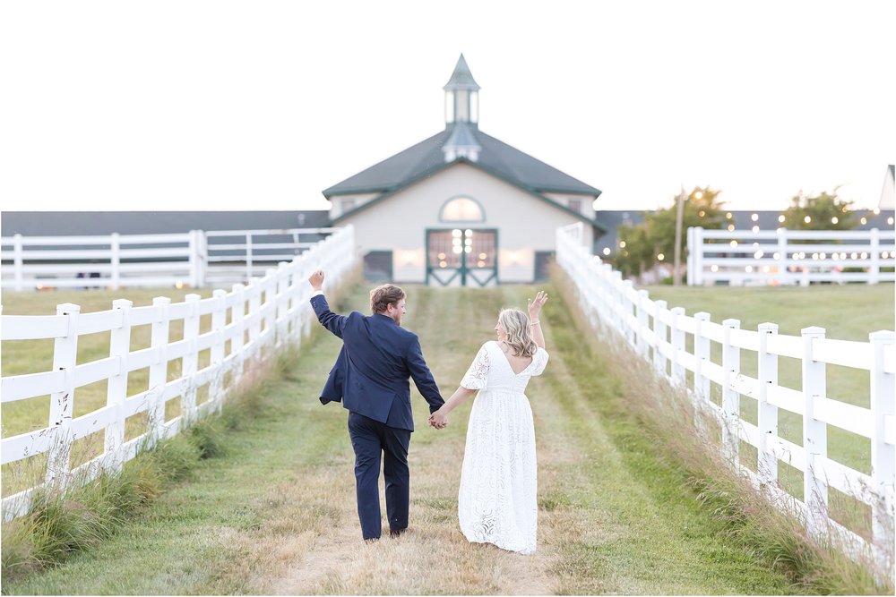 Bride & Groom Portraits-975_Vignon-Manor-Farm-Wedding-Maryland-Photographer-Anna-Grace-Photography.jpg