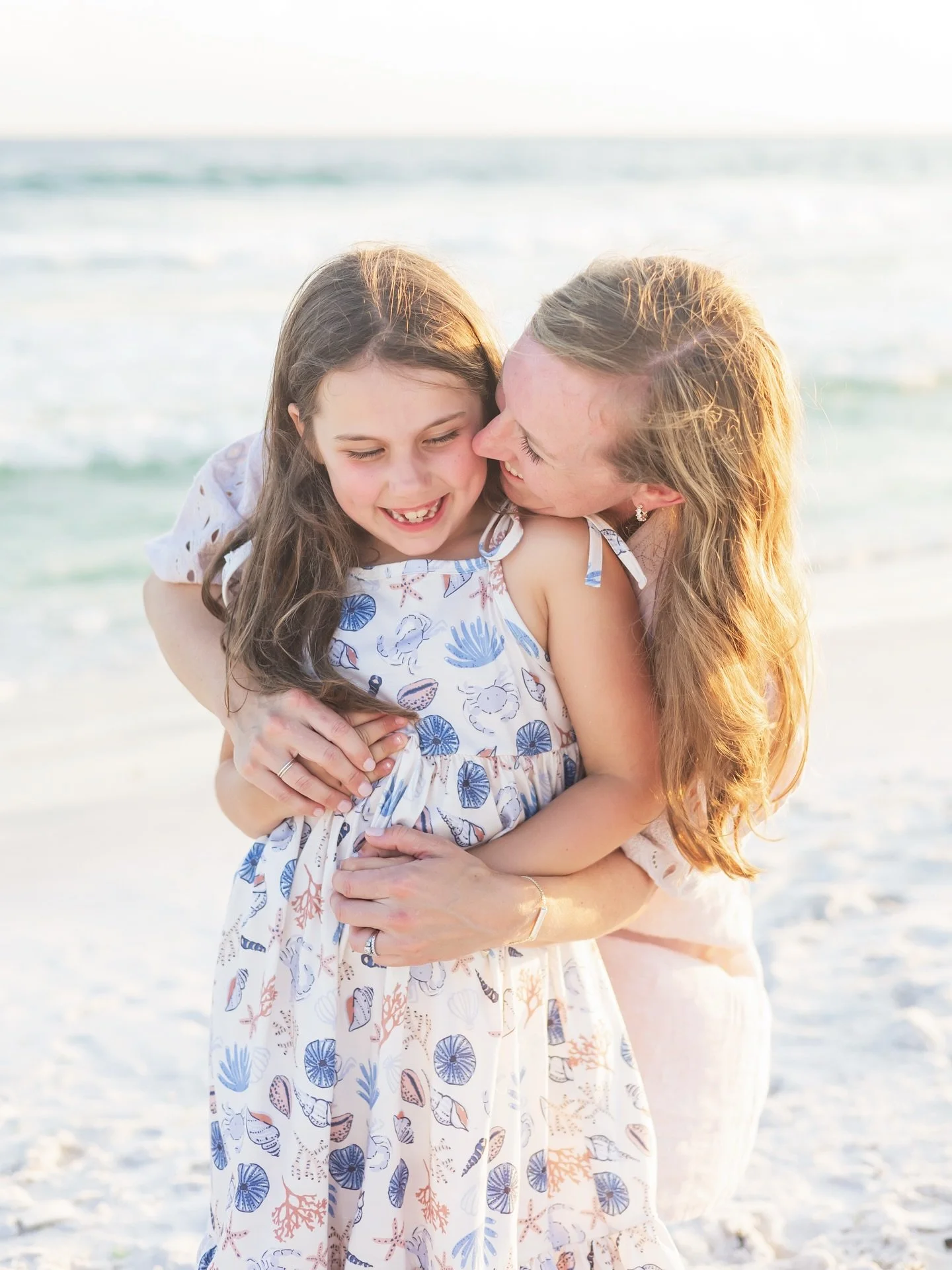 Send prayers our way for sweet Payton! ❤️&zwj;🩹

Last week Payton tripped climbing off our trampoline and broke her right arm near her elbow. She will be getting surgery tomorrow at 7:30am and is really nervous about it. She has been so brave throug