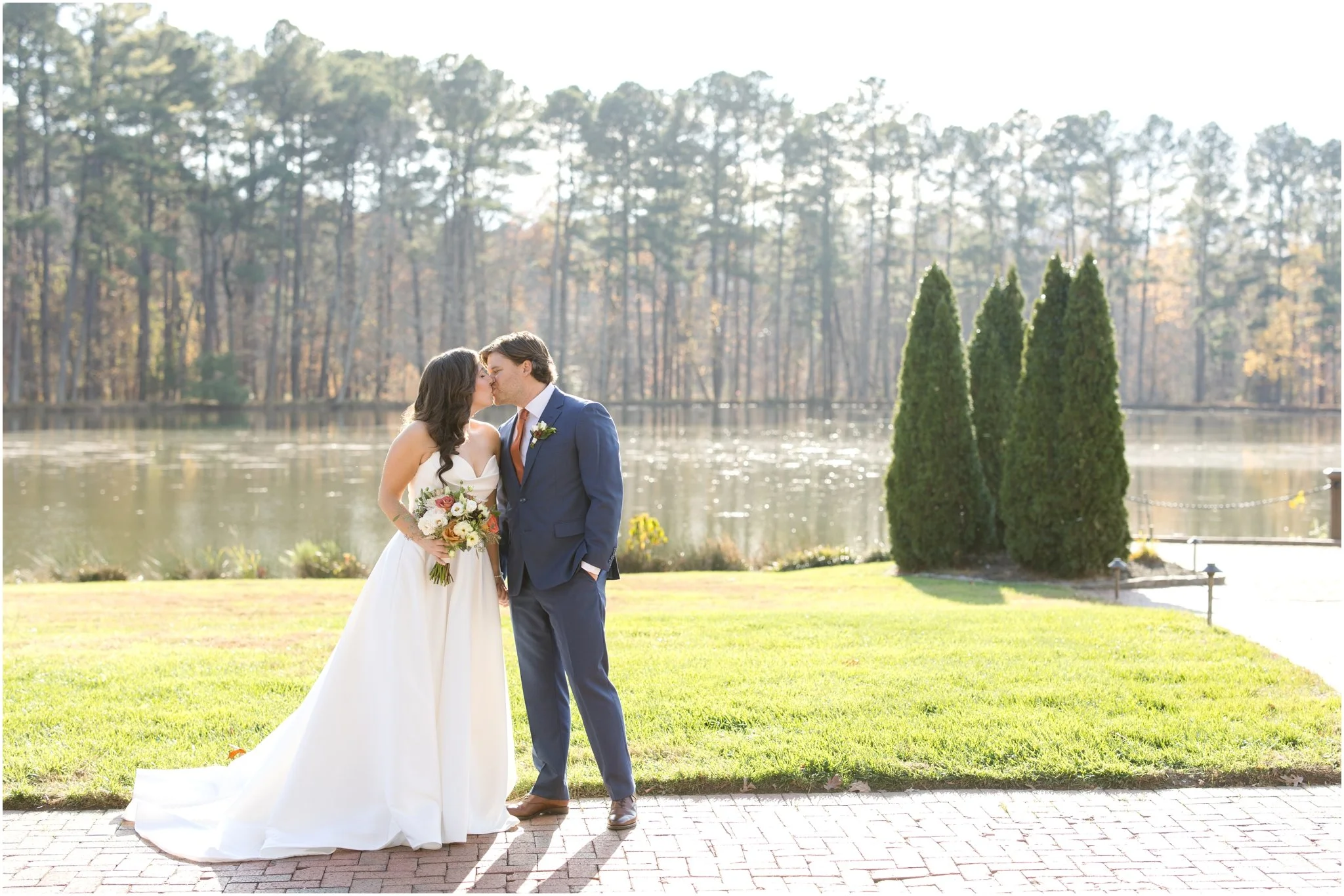 Angus Barn Raleigh Wedding Photographer Anna Grace Photo_0847.jpg