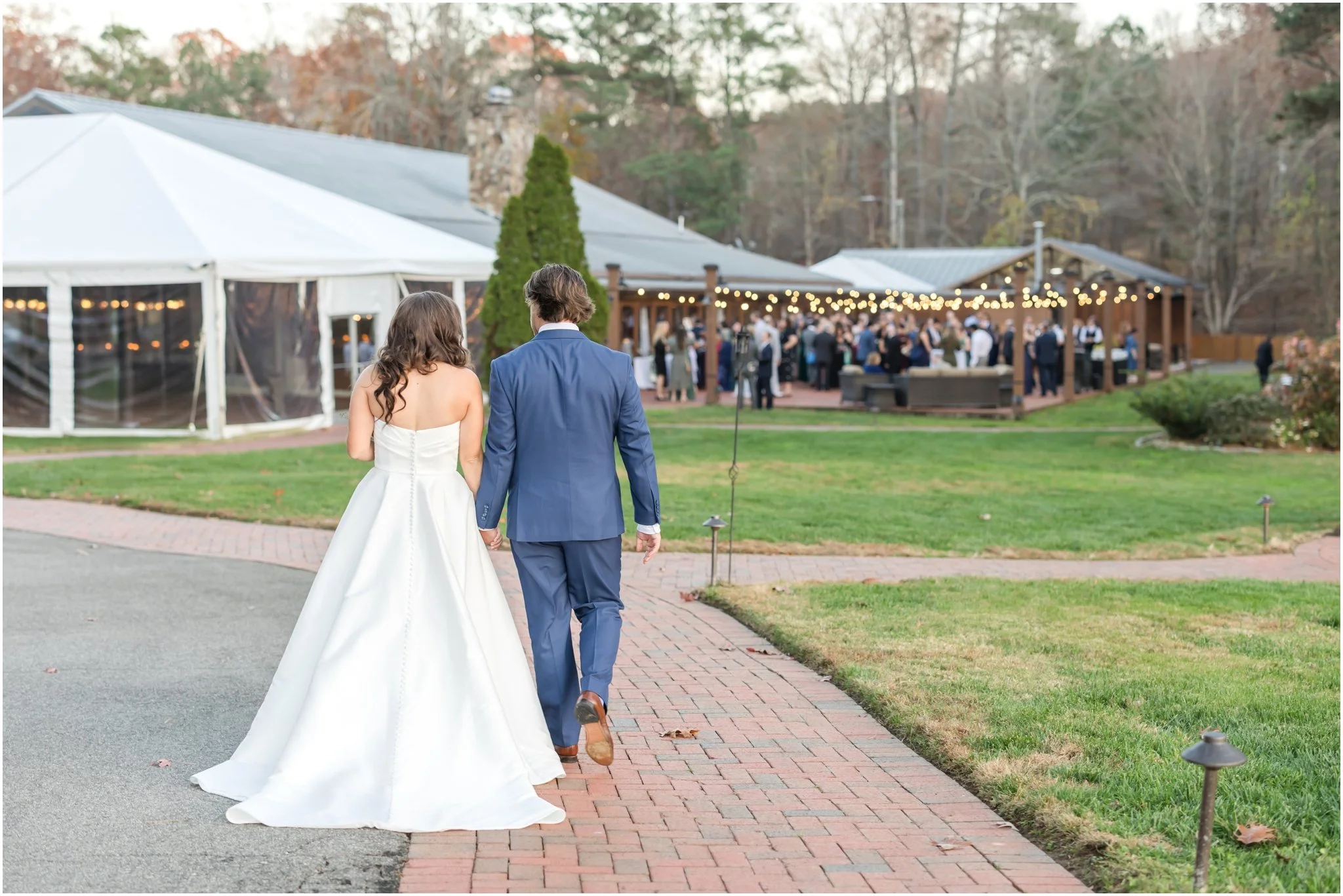 Angus Barn Raleigh Wedding Photographer Anna Grace Photo_0860.jpg