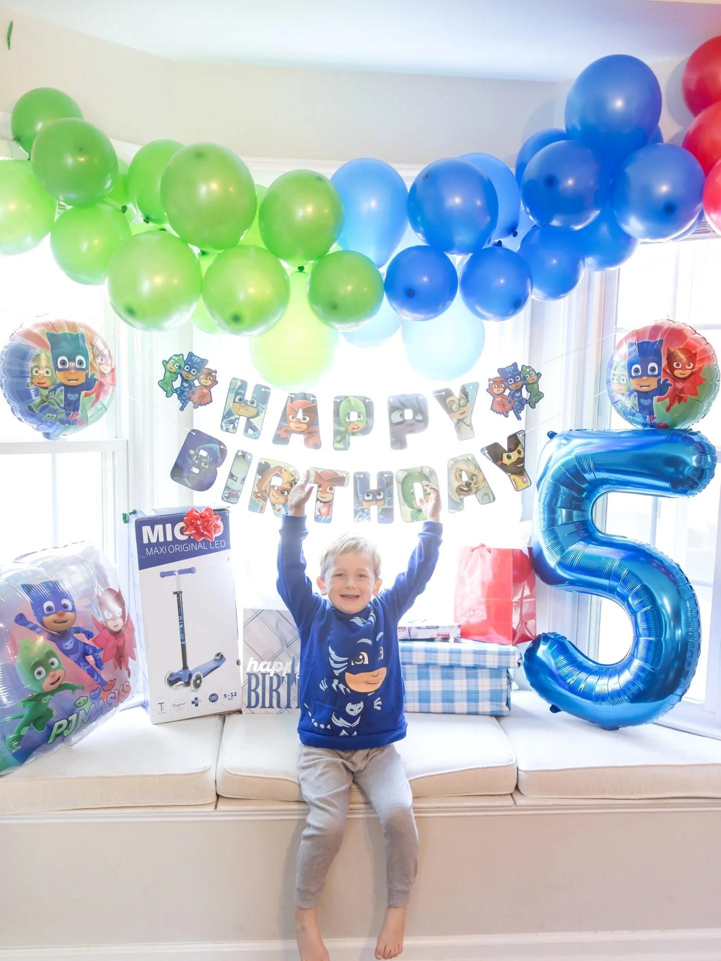 Our precious baby boy is ⭐️ 5 ⭐️

Birthdays really bring up all the emotions for me, especially when I look back at their birth photos. They grow so fast! It was a weekend of celebrating with our special hotel overnight, a pj masks party, and breakfa