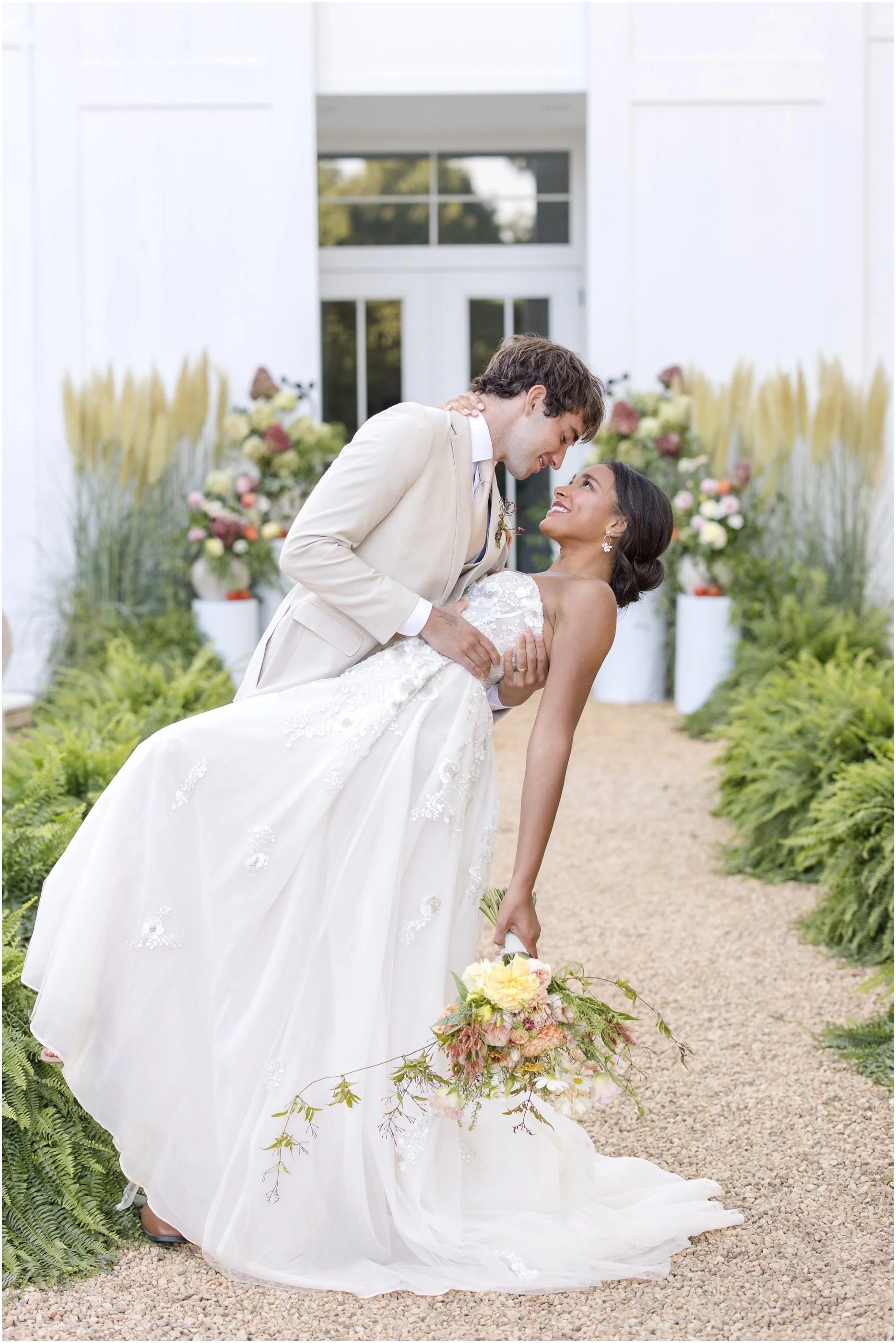 Ivy Rose Barn Virginia Wedding Photographer Anna Grace Photo_1201.jpg