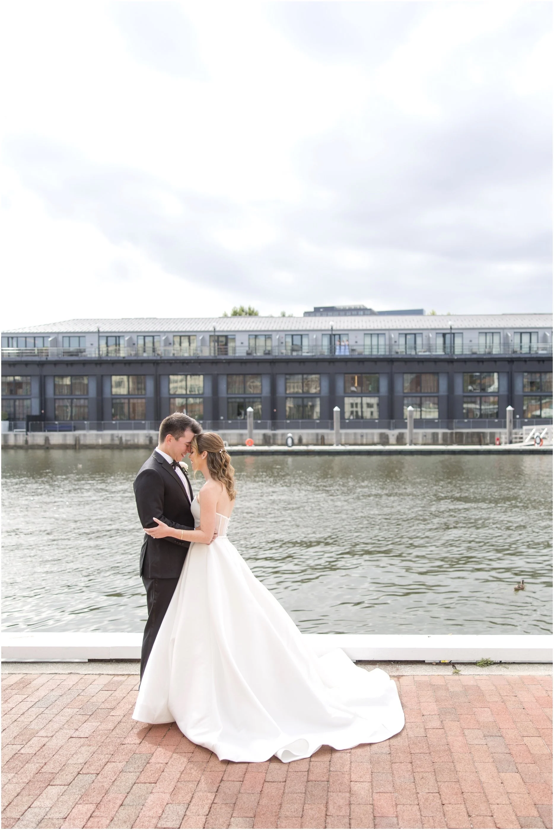 1840s Plaza Pendry Baltimore Maryland Wedding Photographer Anna Grace Photo_1236.jpg