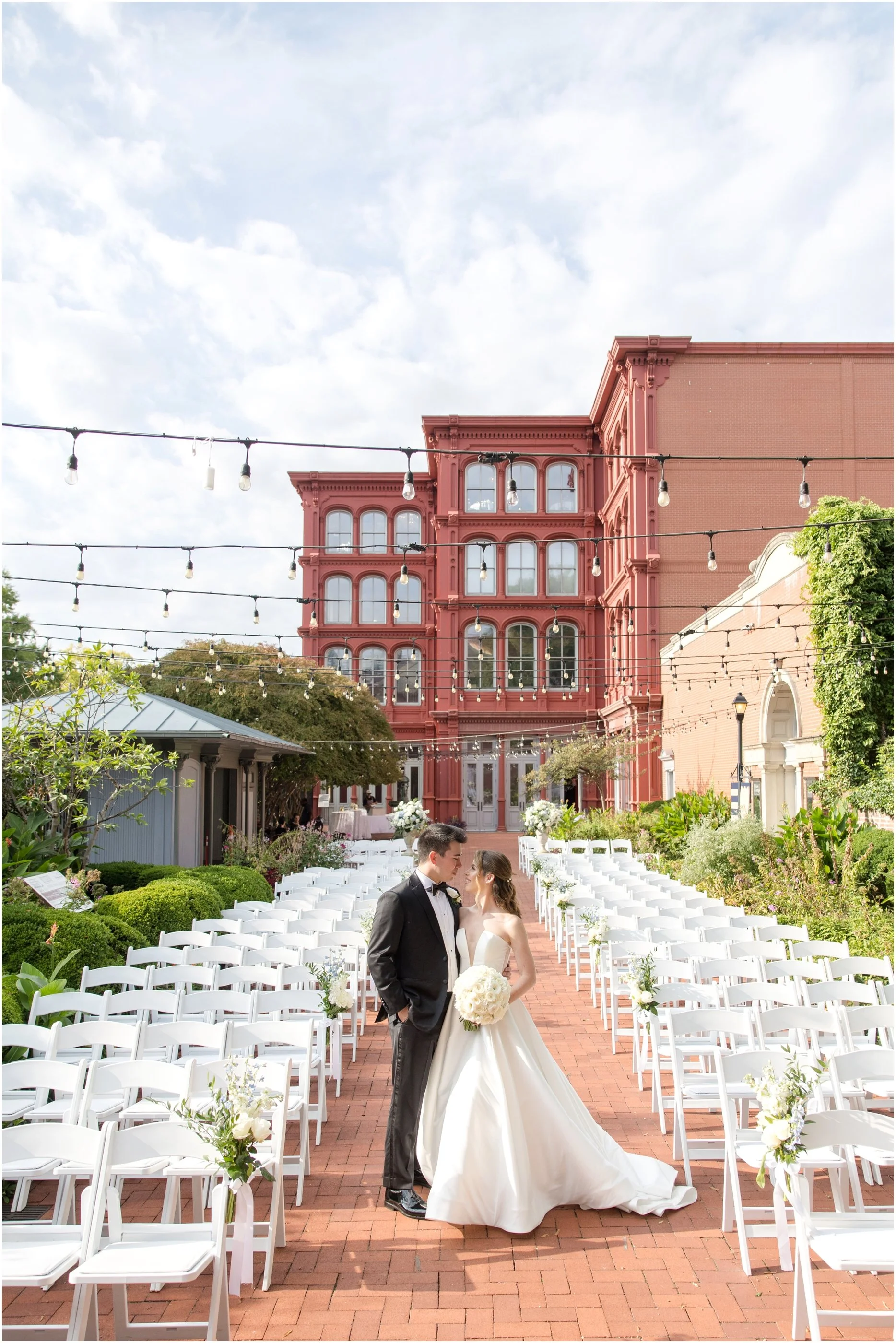 1840s Plaza Pendry Baltimore Maryland Wedding Photographer Anna Grace Photo_1244.jpg