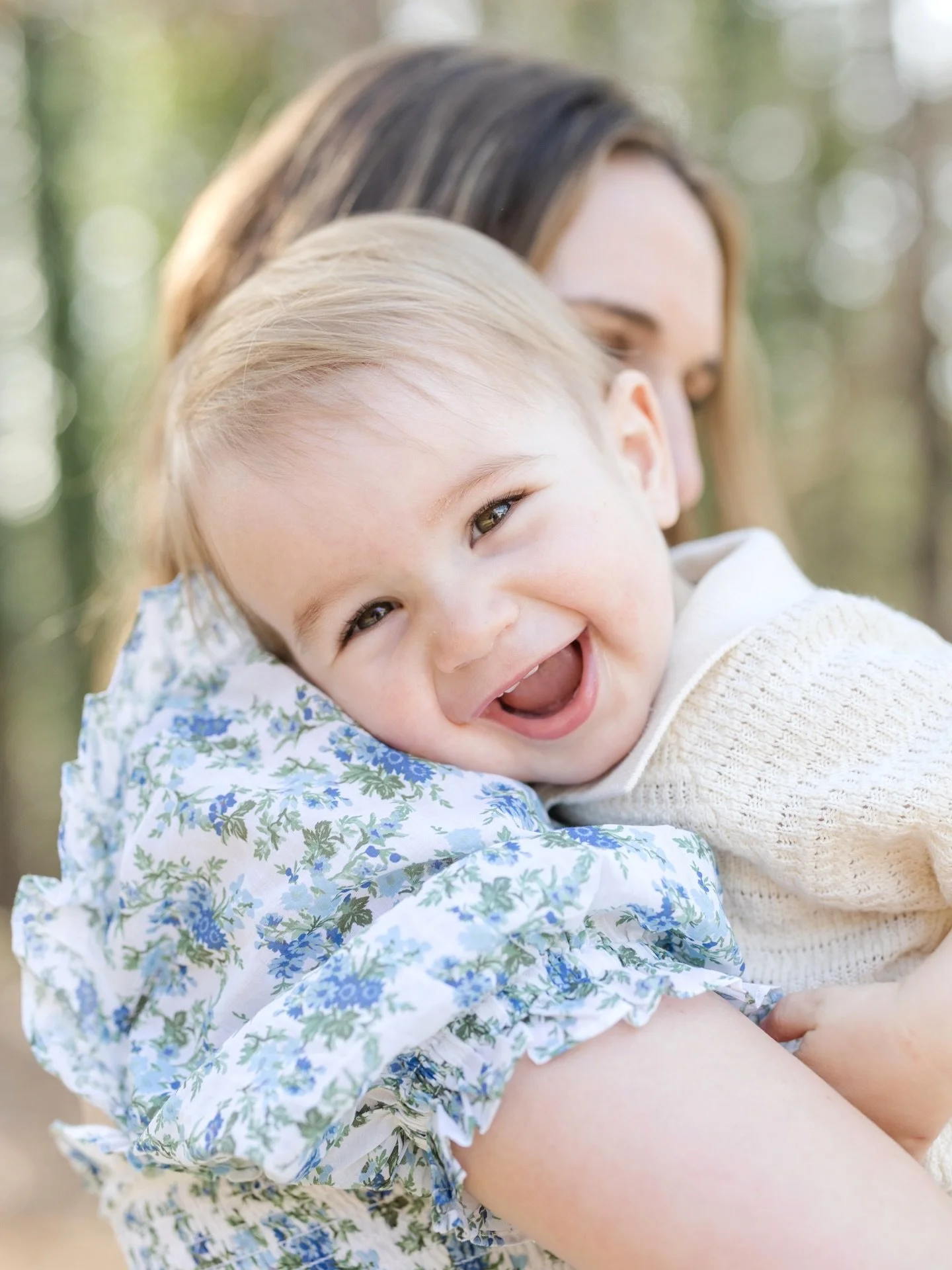 I have a few spring mini session dates left for both NC + MD! Photos with the spring blooms are beautiful and these locations are favorites for this time of year 🌼🌸

Link in bio to book your spot! I hope to see you soon 📷