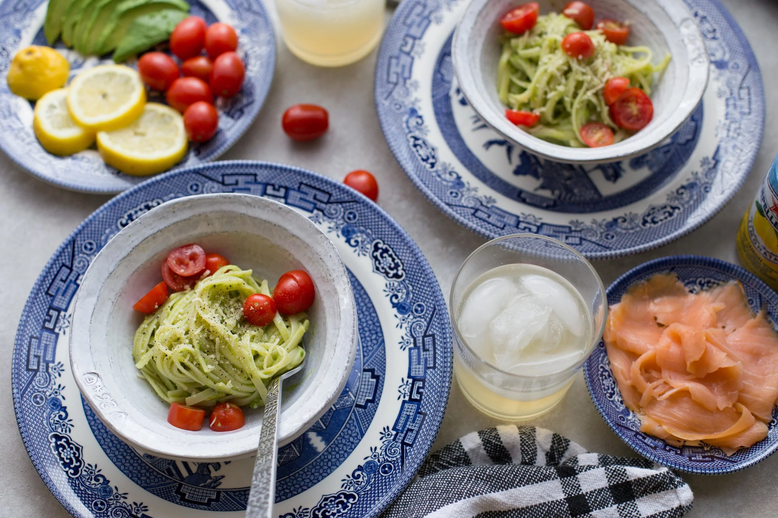 Creamy Avocado and Lemon Pasta