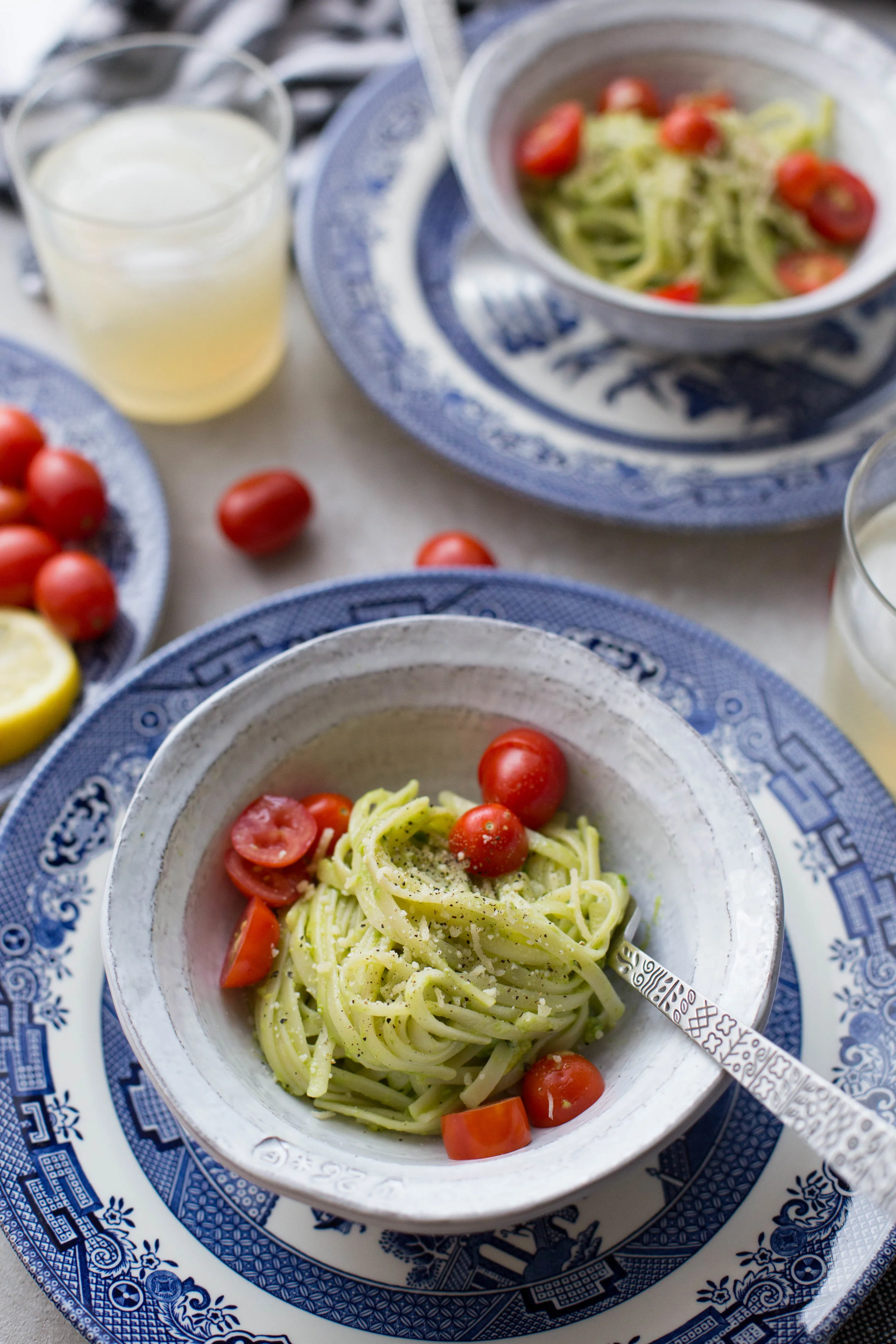 Creamy Avocado and Lemon Pasta
