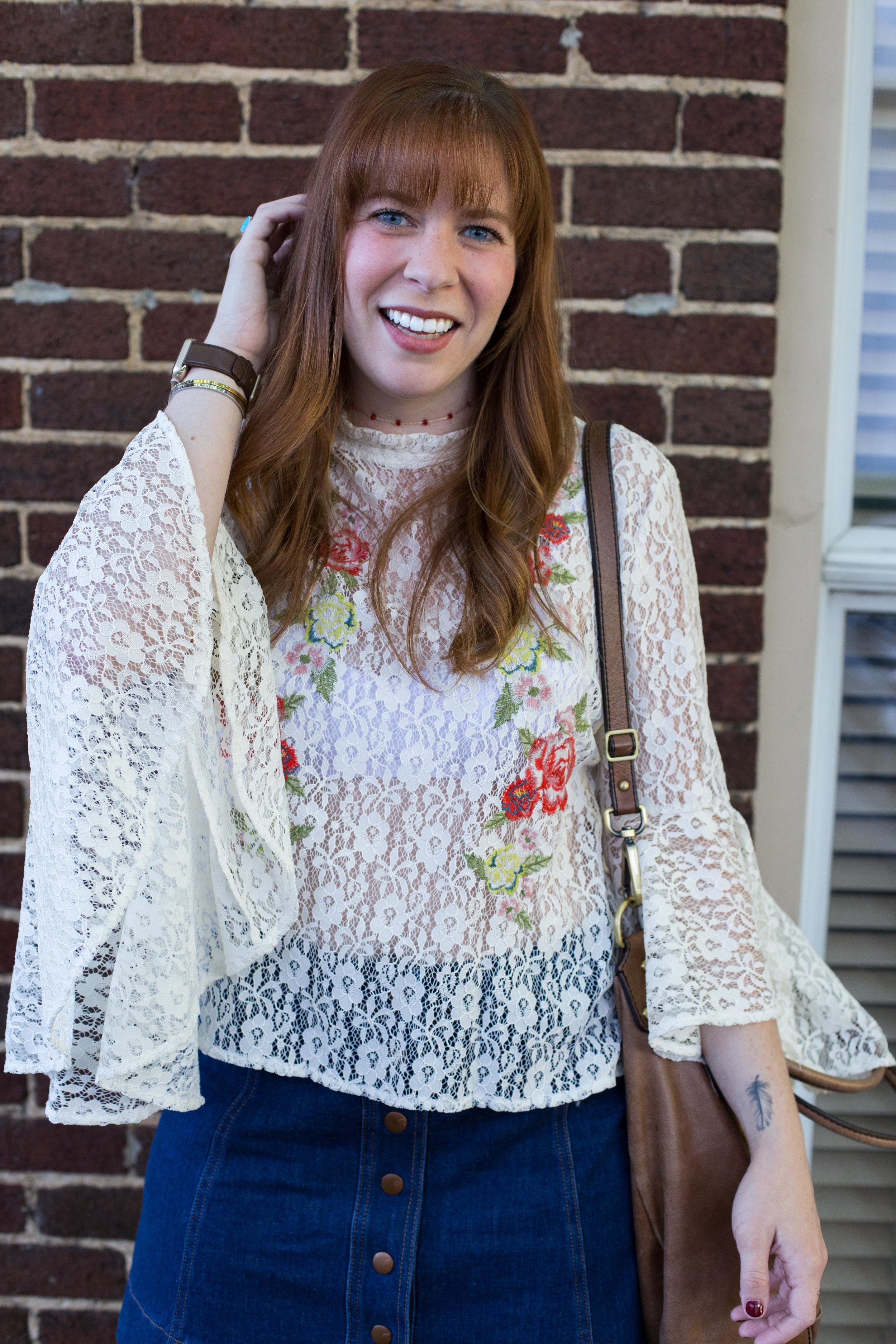 Outfit details that harken back to the 60s are pretty much my favorite thing. Lace, bell sleeves, embroidery, and denim. This summer outfit is a winner. 