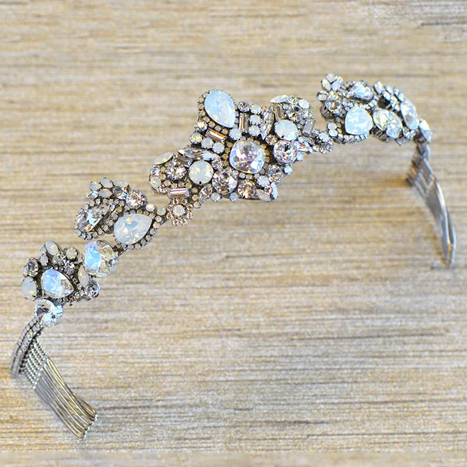 Hayley-Paige-Wedding-Tiara-Haute-Bride2.jpg