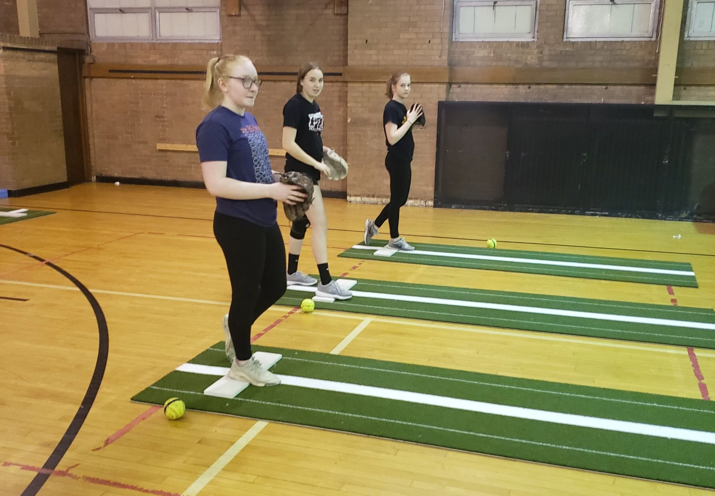 pitchingschool.jpg