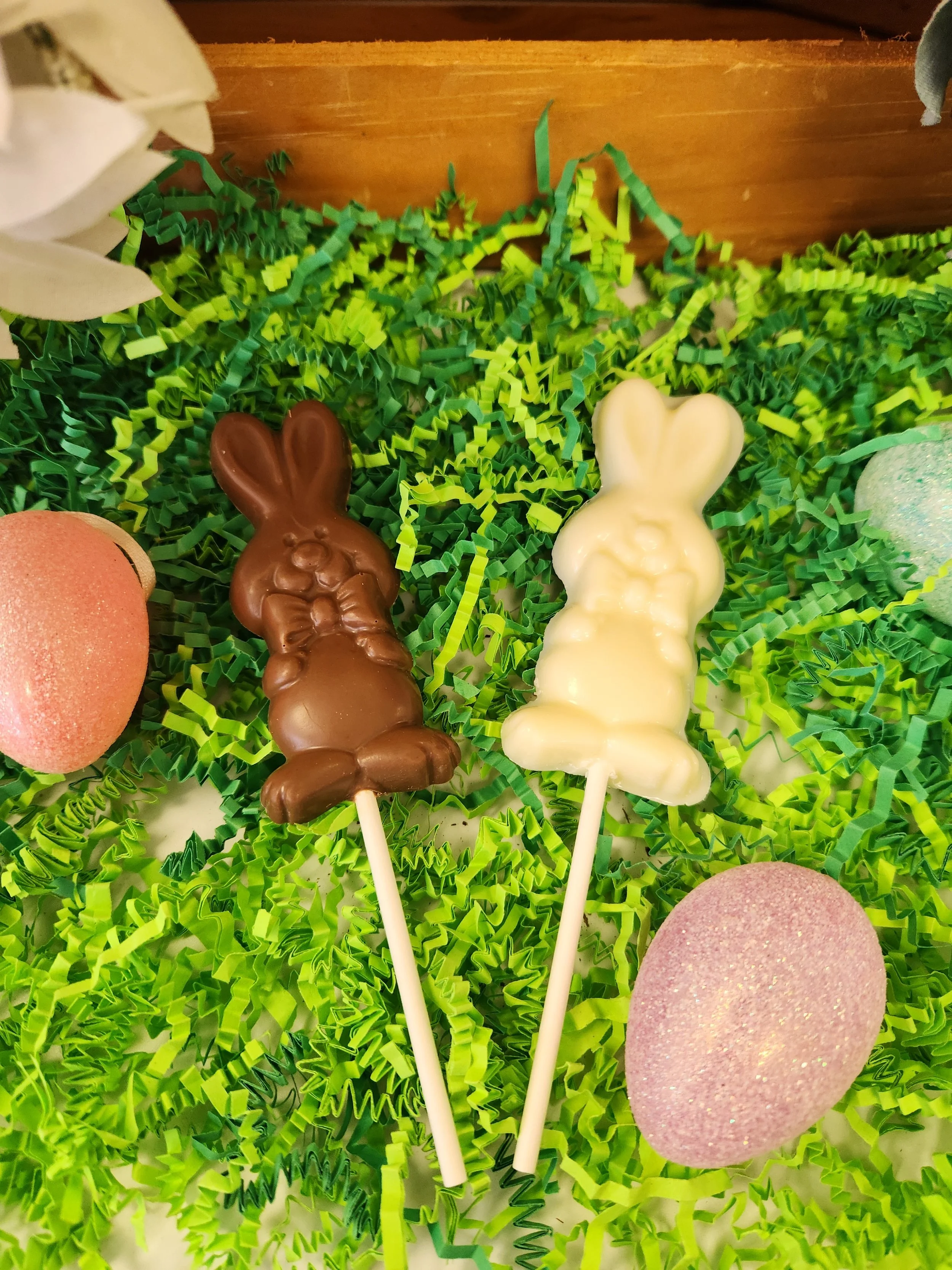 3/4 oz. Bowtie Bunny Lollie