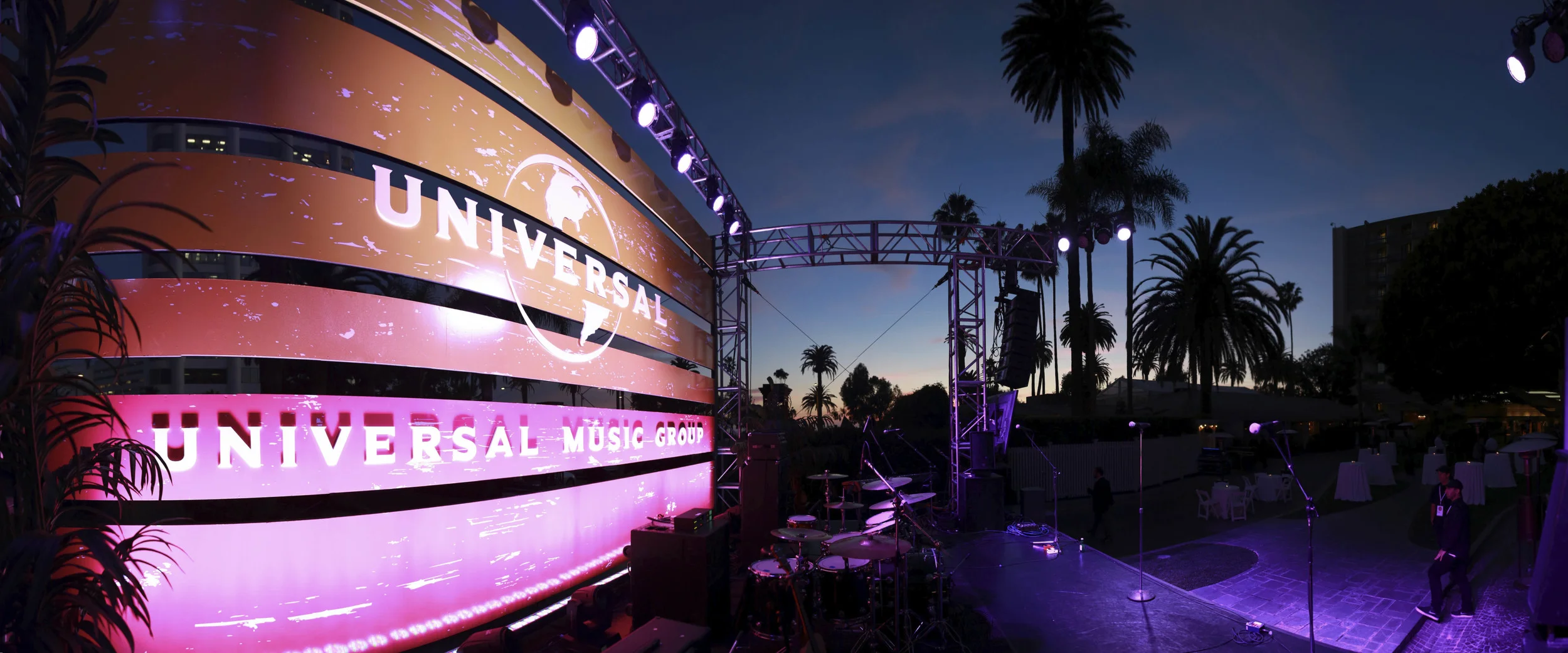 Stage_Panorama1.jpg