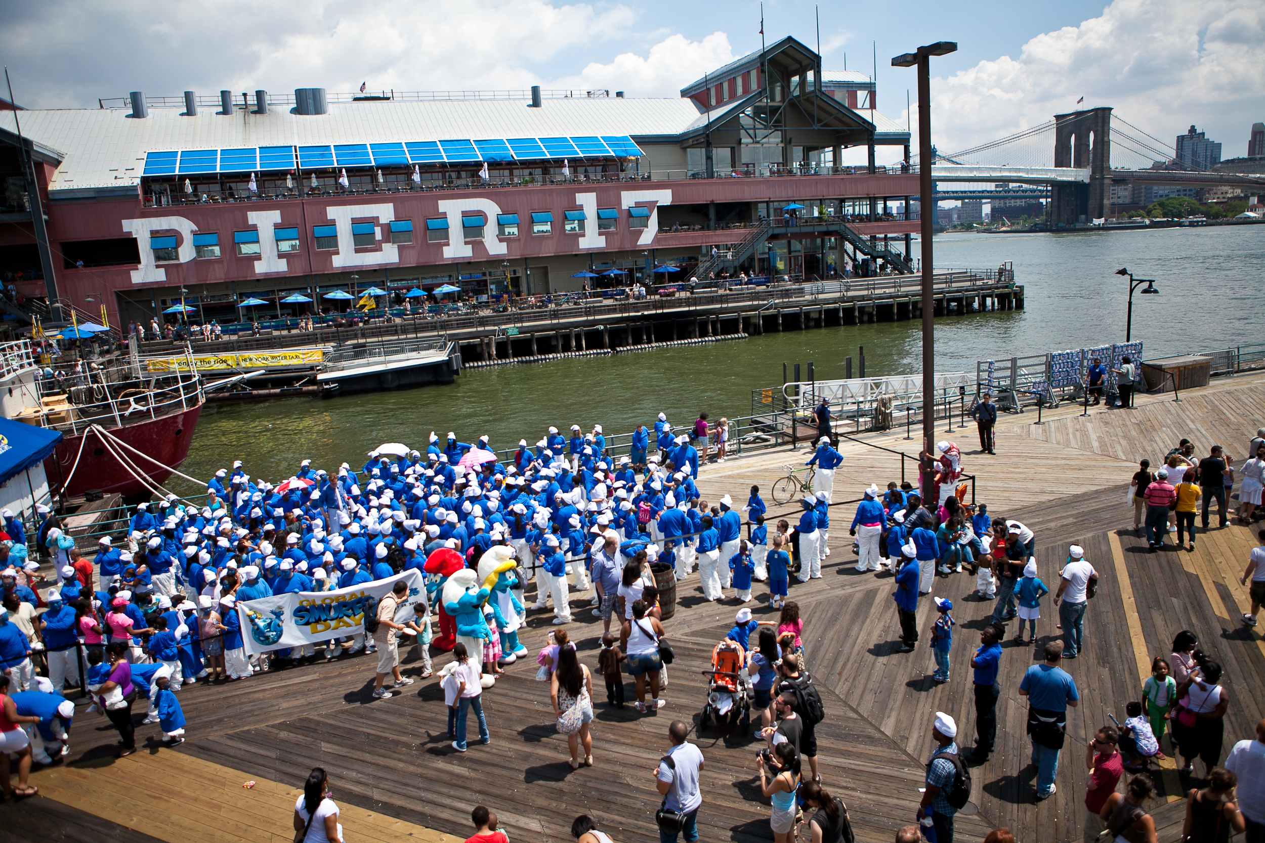 20110625-Sony-Smurfs-072.jpg