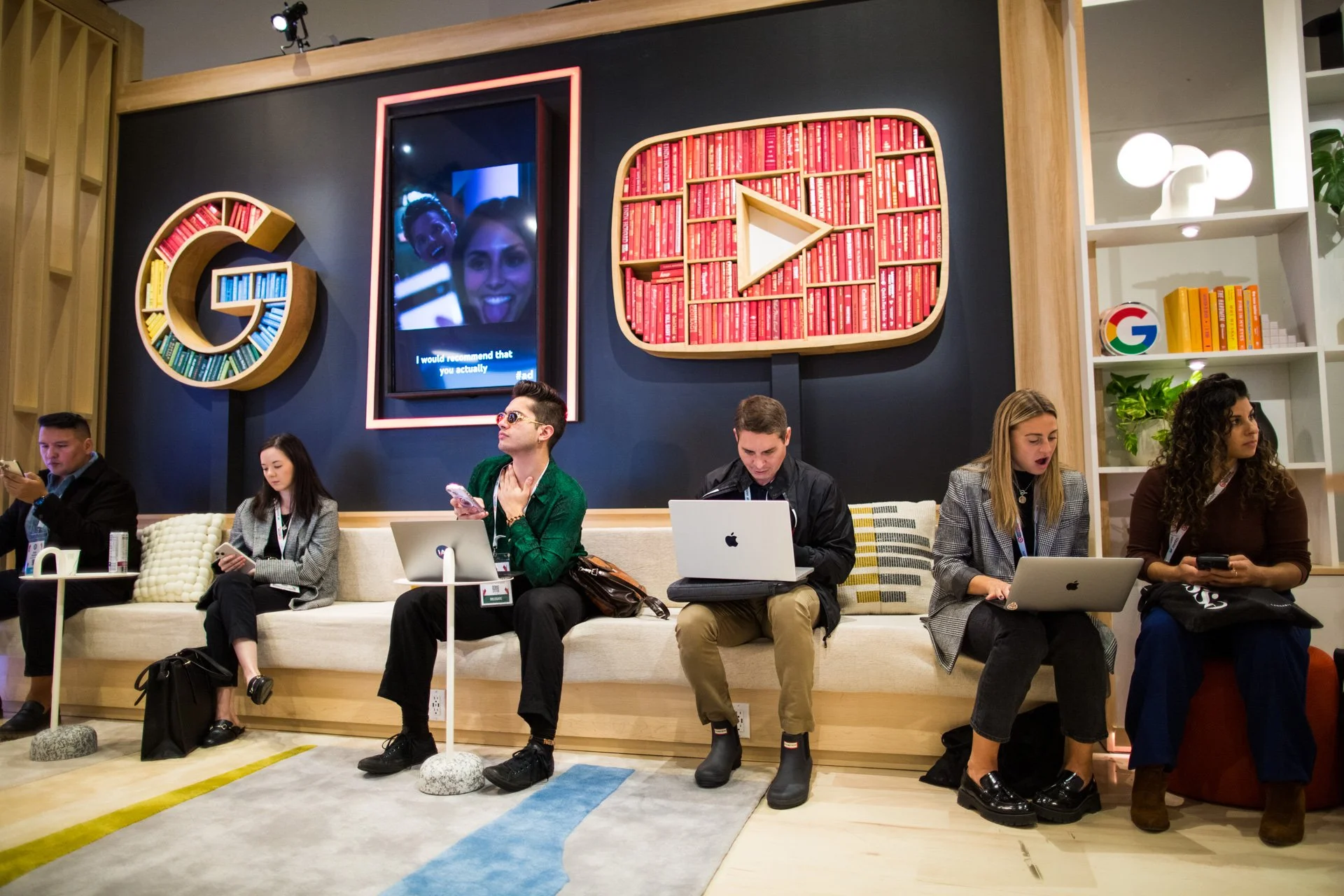 2022-10-17 Google YT-Ad Week-Market Line Activation-390.jpg